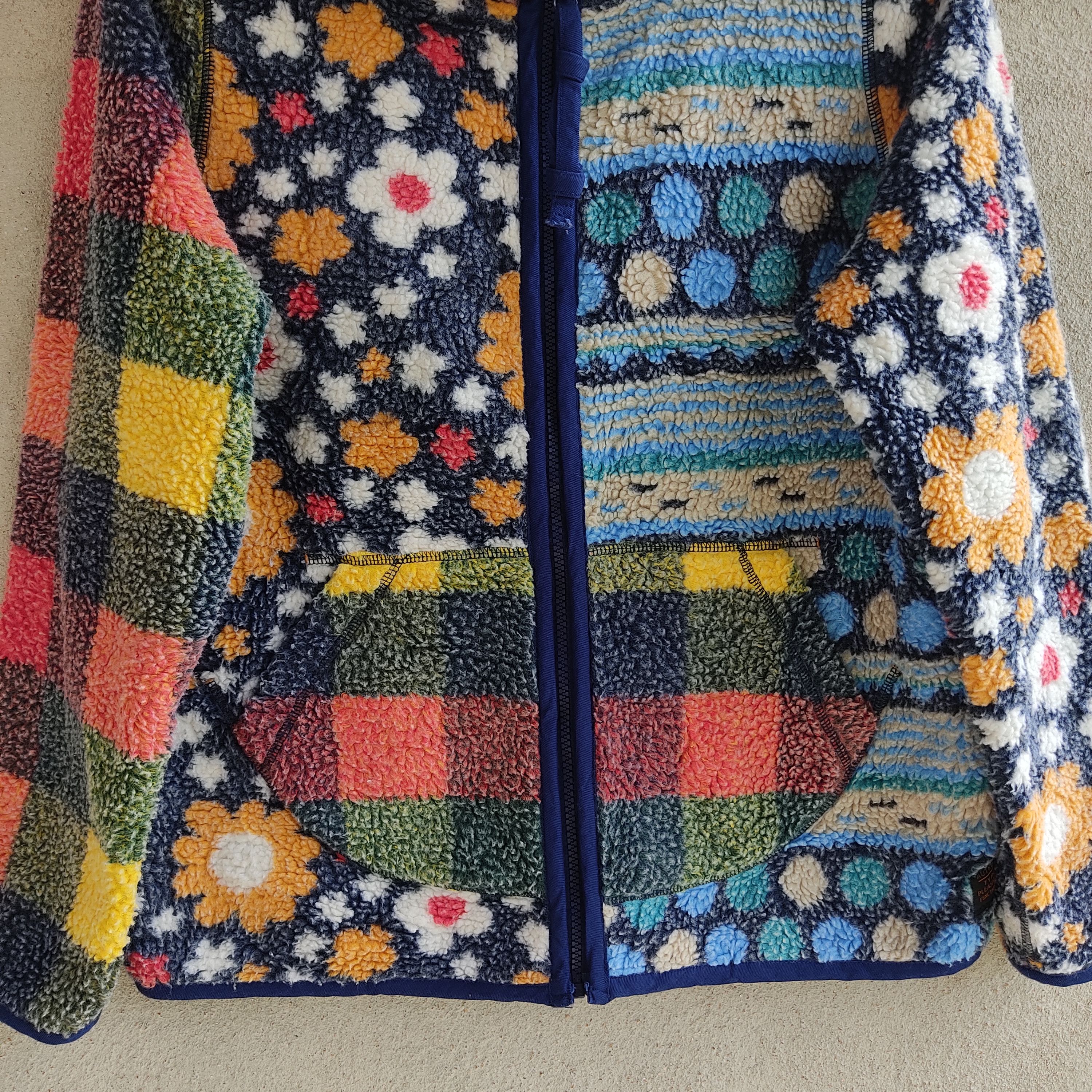 Japanese Brand Cube Sugar Multicolour Patchwork Art Style Fleece Sweater Size US M / EU 48-50 / 2 - 3 Thumbnail