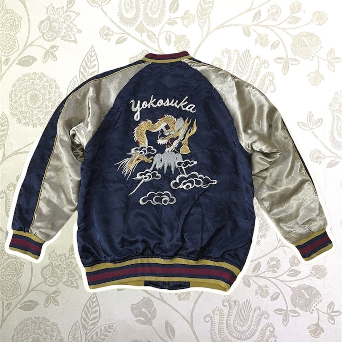 Japanese Brand × Vintage VINTAGE SUKAJAN DRAGON FUJIYAMA EMBROIDERY SATIN JACKET Size US S / EU 44-46 / 1 - 12 Thumbnail