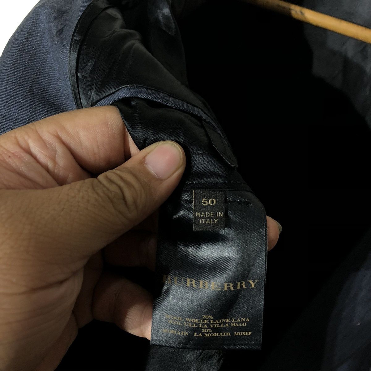 Burberry 💥AUTHENTIC BOUTIQUE💥 BURBERRY MADE IN ITALY COAT Size US M / EU 48-50 / 2 - 11 Thumbnail