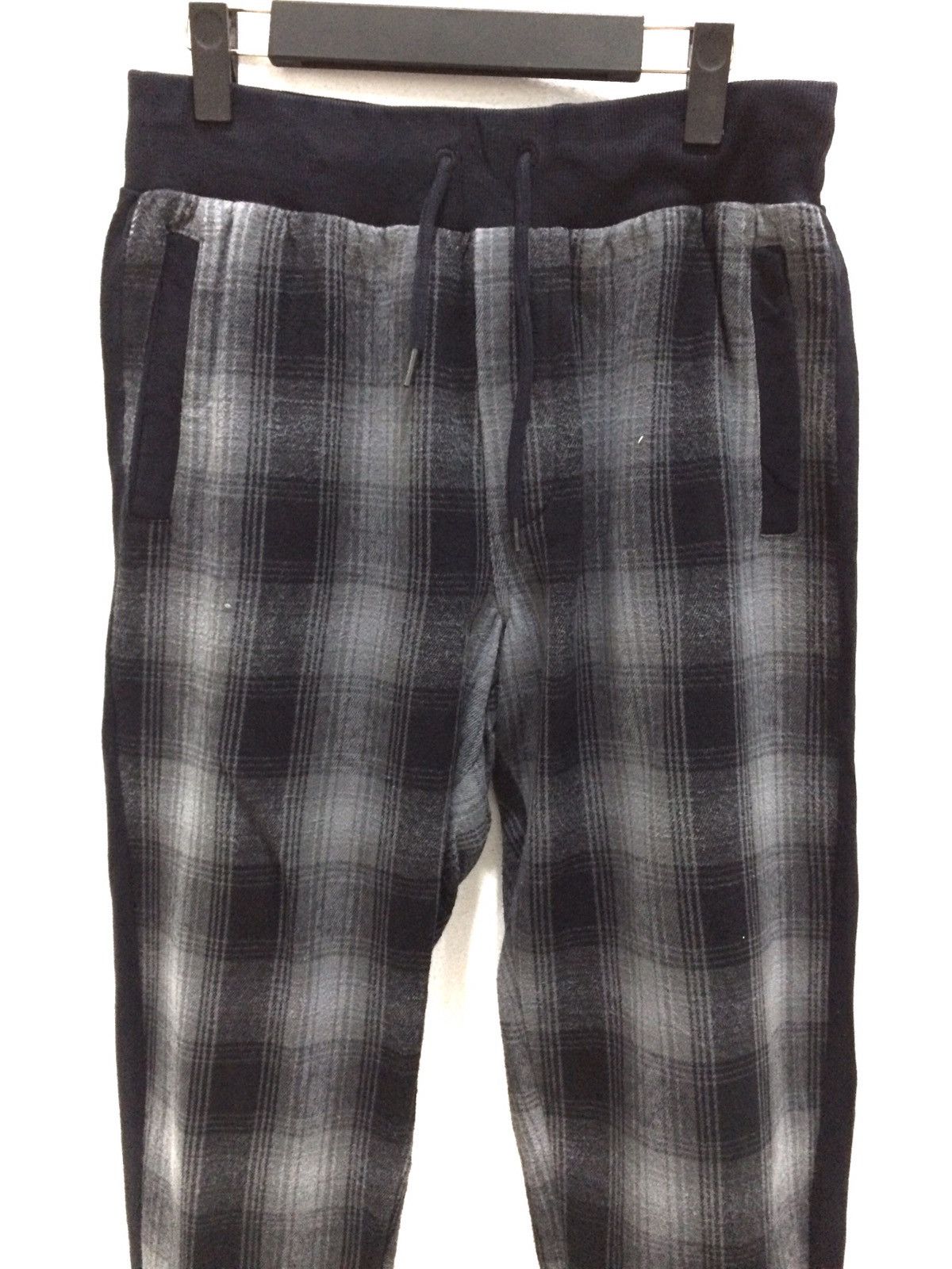 Diesel Diesel Plaid Tartan Joggers Pant Size US 30 / EU 46 - 2 Thumbnail