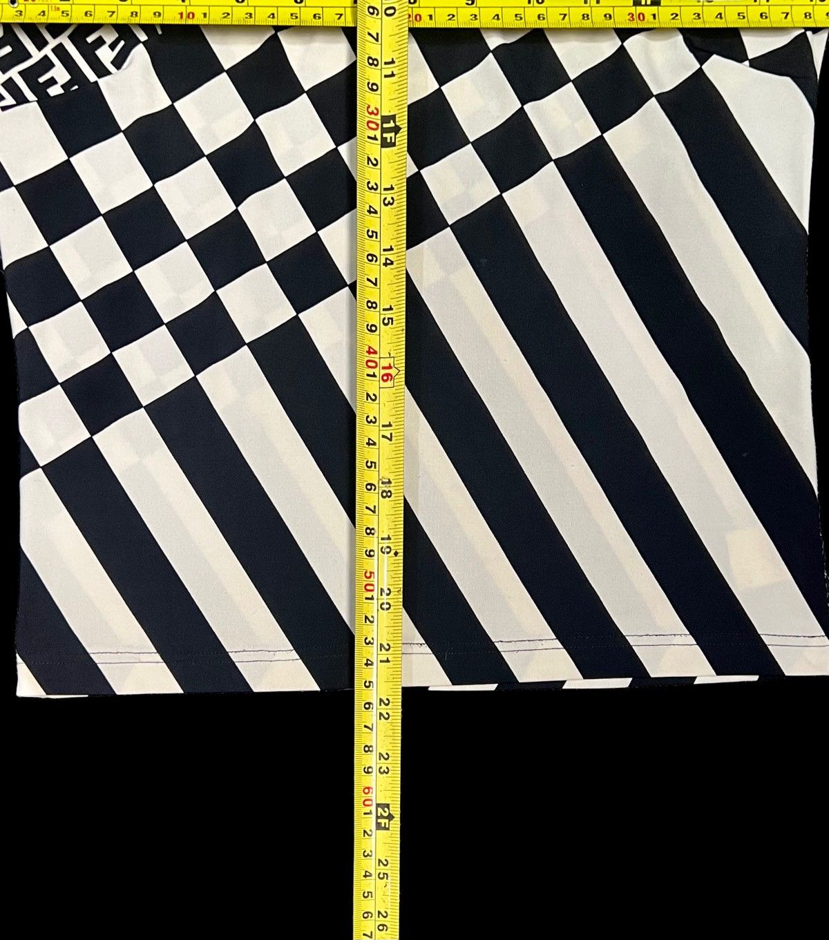 Fendi VINTAGE POLO FENDI BLACK&TAN FF MONOGRAM ( KIDS SIZE ) Size US XXS / EU 40 - 17 Thumbnail