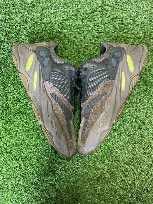 Yeezy 2024 700 grailed