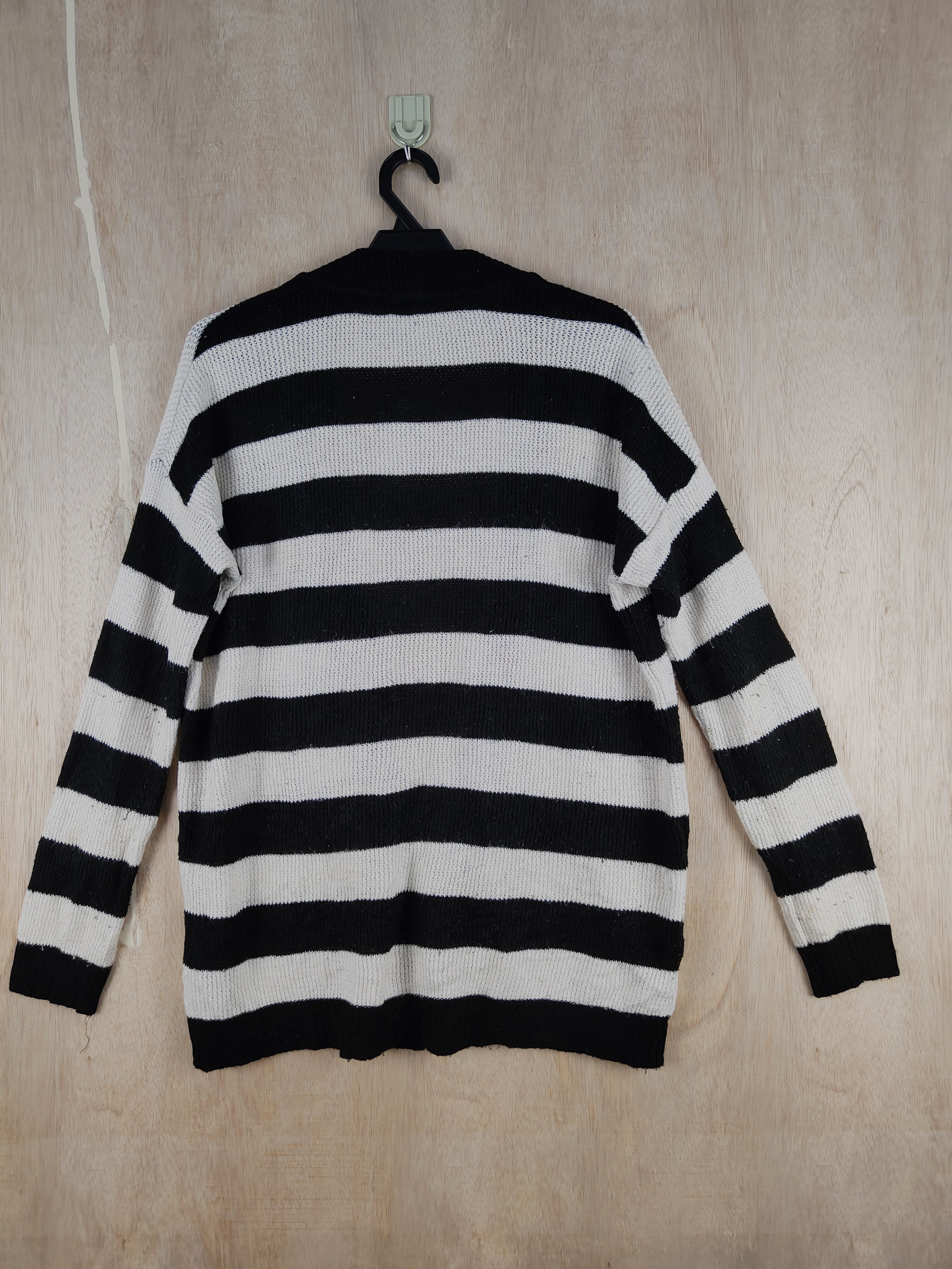 Japanese Brand × Solid and Striped Forever 21 Black/White stripe like cobain Cardigan #S307 Size US M / EU 48-50 / 2 - 5 Thumbnail