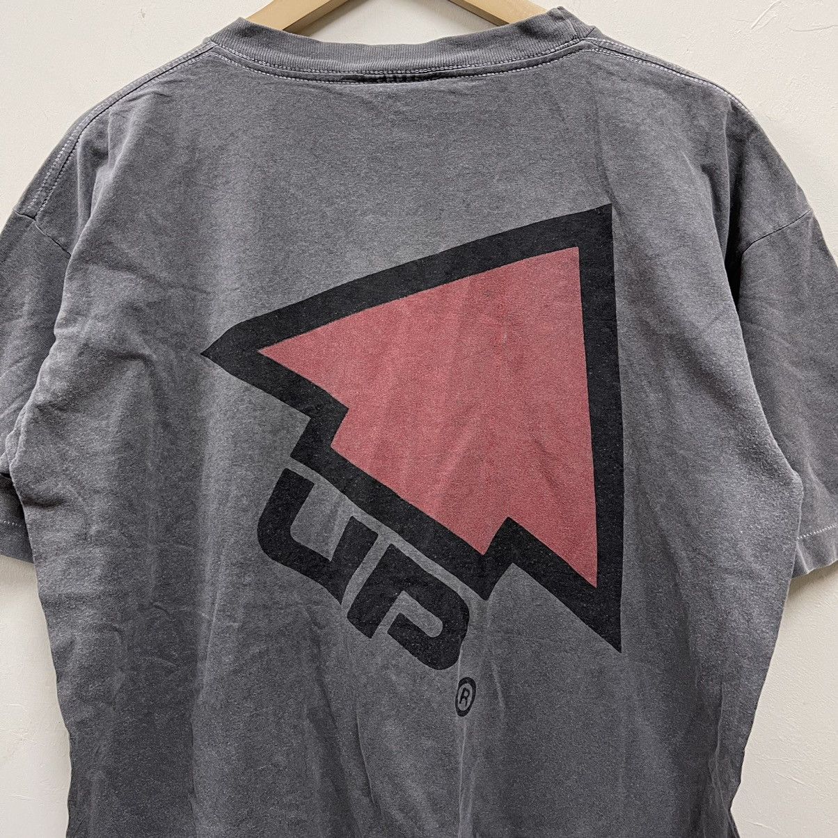 Vintage Vintage 90s UP tshirt streetwear Size US L / EU 52-54 / 3 - 4 Thumbnail