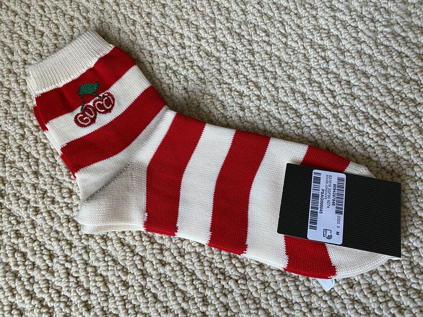 Gucci Socks in Red & White Size ONE SIZE - 8 Thumbnail
