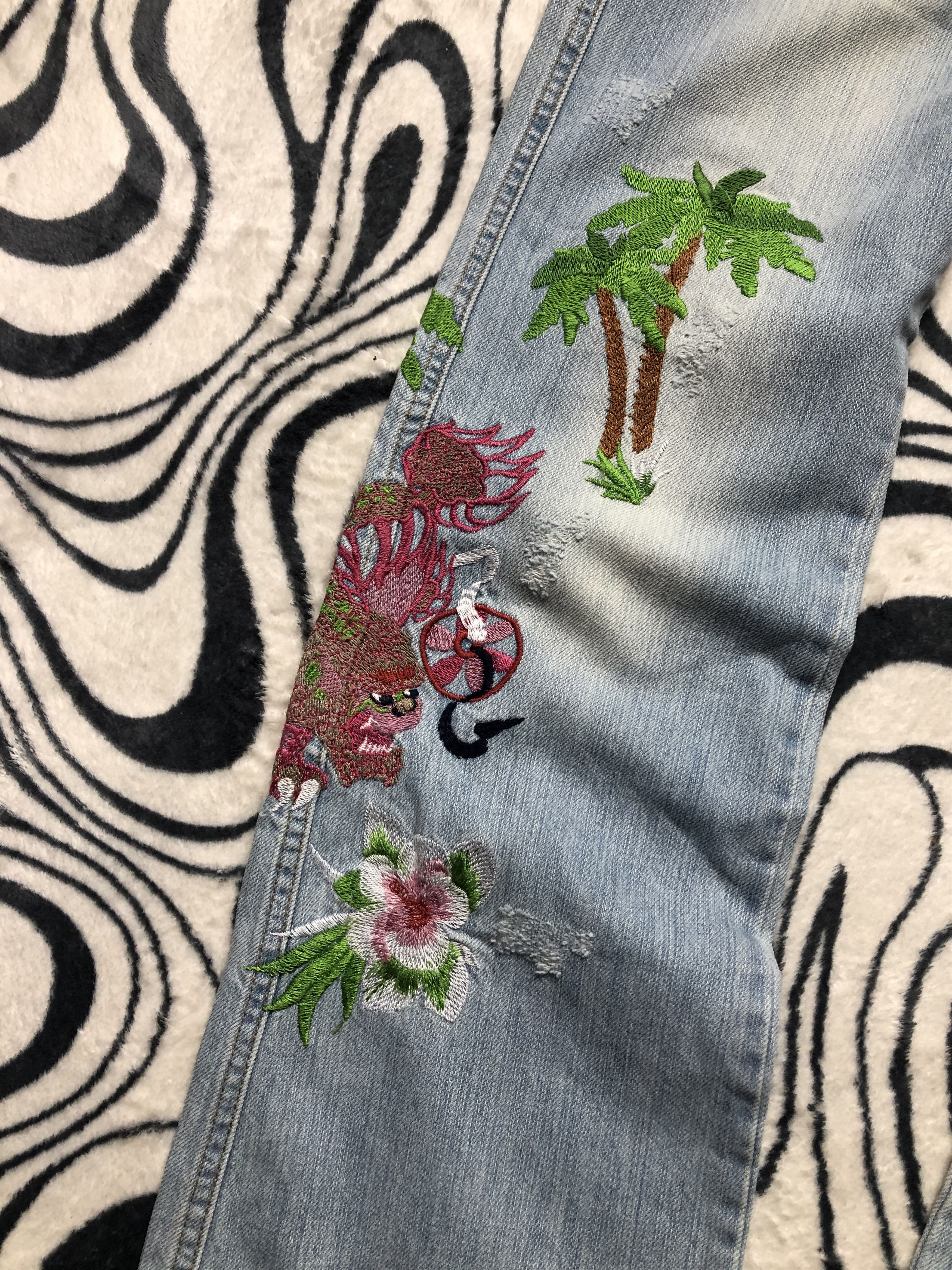 Dolce & Gabbana NEW Dolce & Gabbana Vintage Honolulu Floral Pants Flowers Size 28" / US 6 / IT 42 - 6 Thumbnail