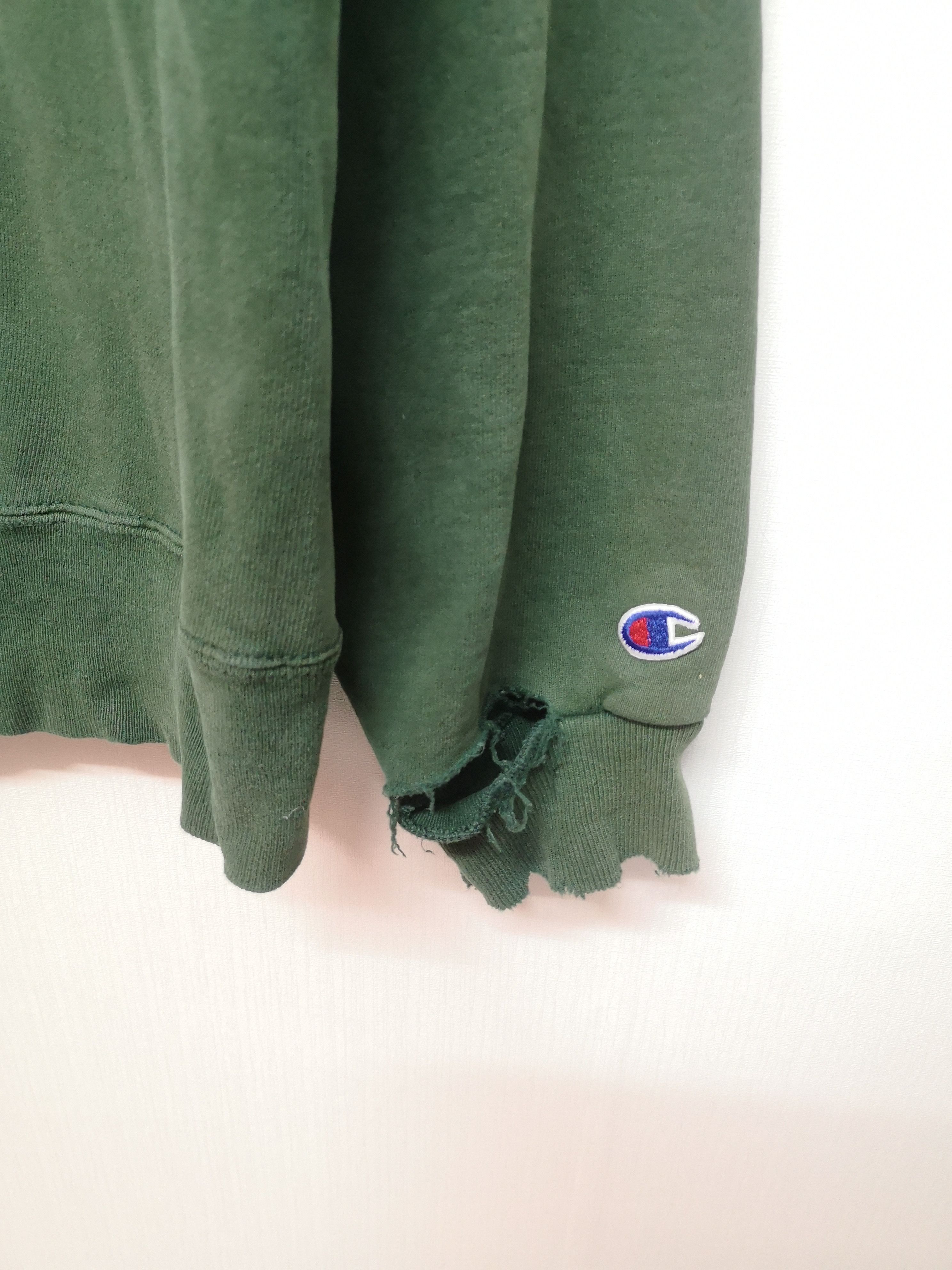 Champion × Vintage Vintage Sun Faded Trashnes Champion Sweatshirt Size US M / EU 48-50 / 2 - 4 Thumbnail