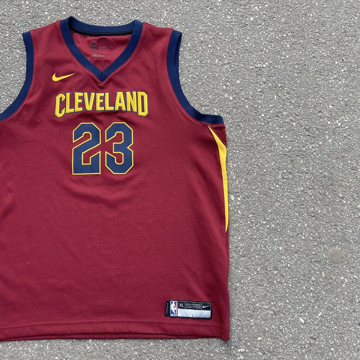 Vintage Vintage Y2K Nike NBA Basketball Jersey Streetwear Baggy M Size US M / EU 48-50 / 2 - 2 Thumbnail
