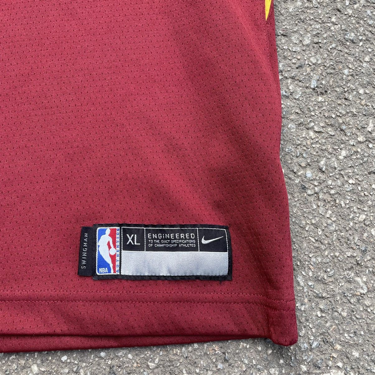Vintage Vintage Y2K Nike NBA Basketball Jersey Streetwear Baggy M Size US M / EU 48-50 / 2 - 4 Thumbnail