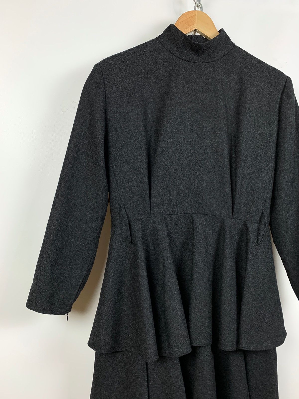 Balenciaga Vintage Balenciaga Tiered Peplum High Neck Midi Dress Size M / US 6-8 / IT 42-44 - 7 Thumbnail