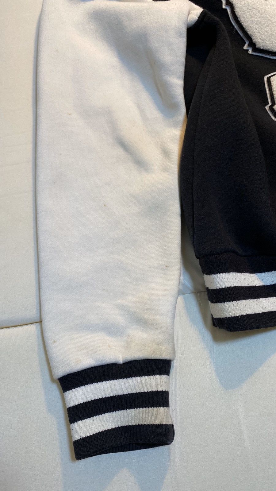 Bape A Bathing Ape big logo black white varsity M Size US M / EU 48-50 / 2 - 18 Thumbnail