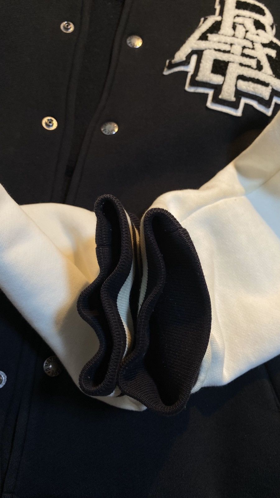 Bape A Bathing Ape big logo black white varsity M Size US M / EU 48-50 / 2 - 13 Thumbnail