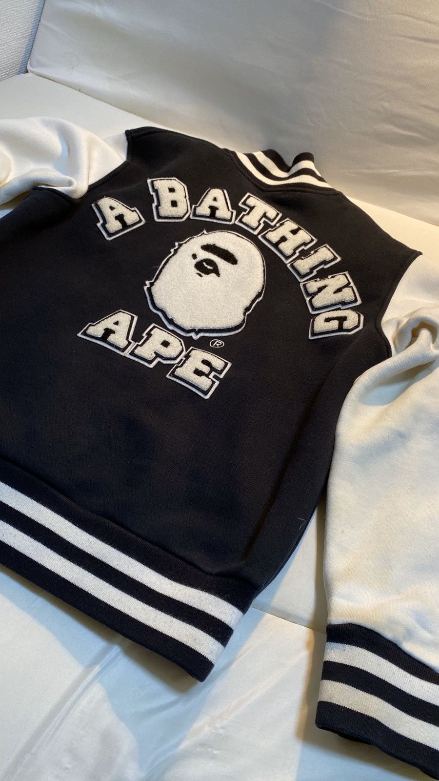 Bape A Bathing Ape big logo black white varsity M Size US M / EU 48-50 / 2 - 1 Thumbnail