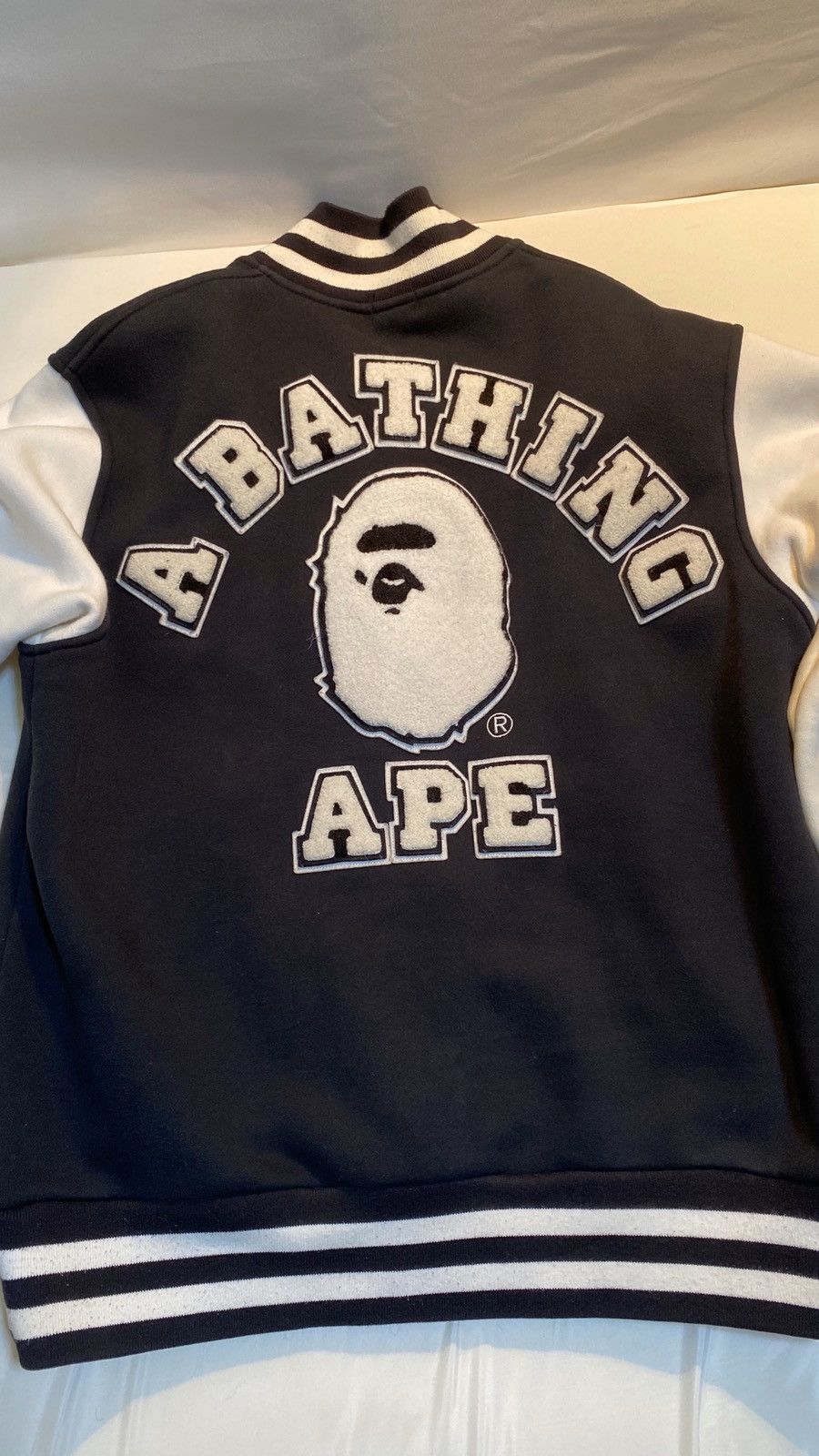 Bape A Bathing Ape big logo black white varsity M Size US M / EU 48-50 / 2 - 5 Thumbnail