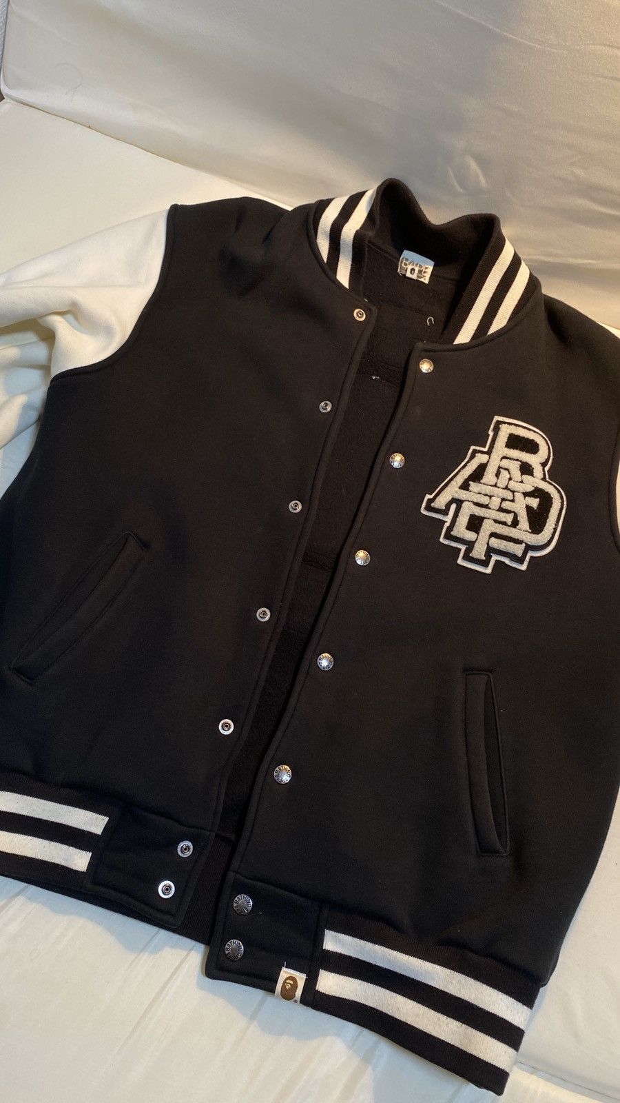 Bape A Bathing Ape big logo black white varsity M Size US M / EU 48-50 / 2 - 6 Thumbnail