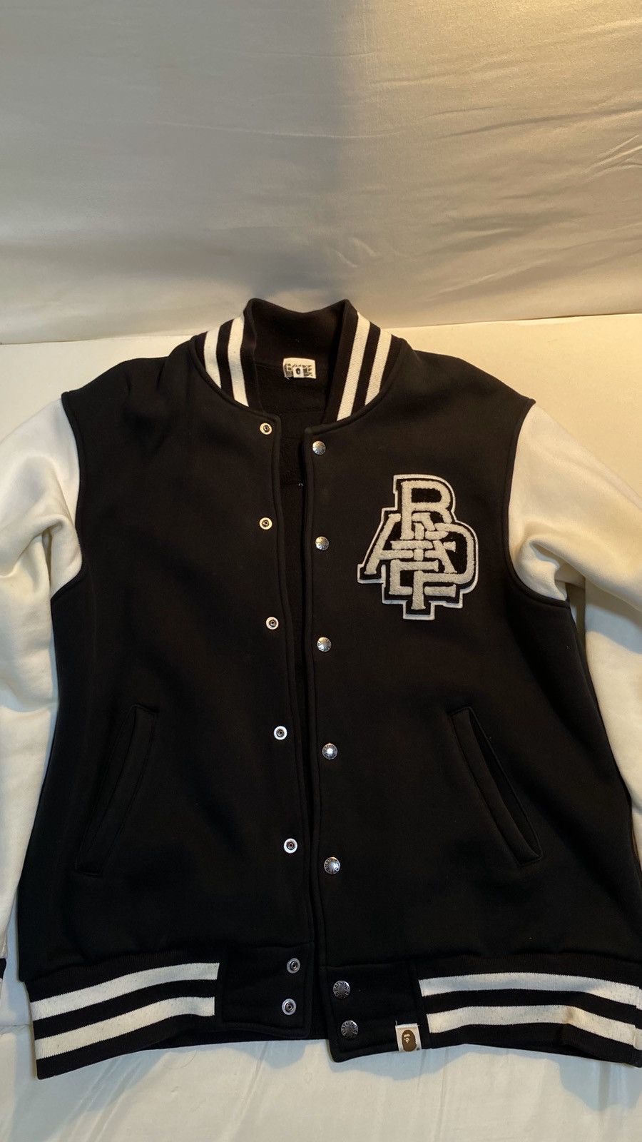 Bape A Bathing Ape big logo black white varsity M Size US M / EU 48-50 / 2 - 7 Thumbnail