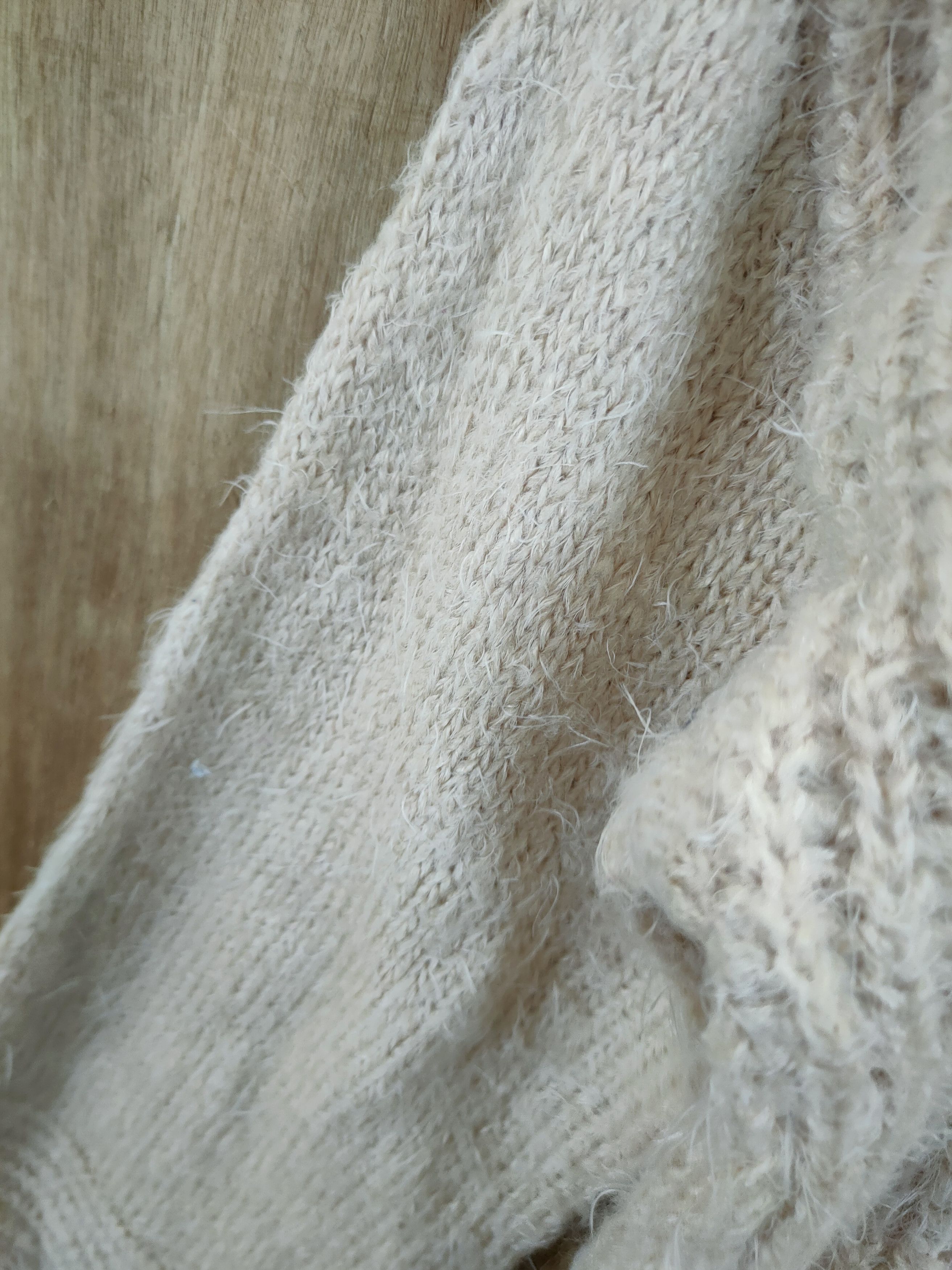 Aran Isles Knitwear D Forever 21 cardigan fur mohair aran isle knitwear #46-991 Size US S / EU 44-46 / 1 - 7 Thumbnail