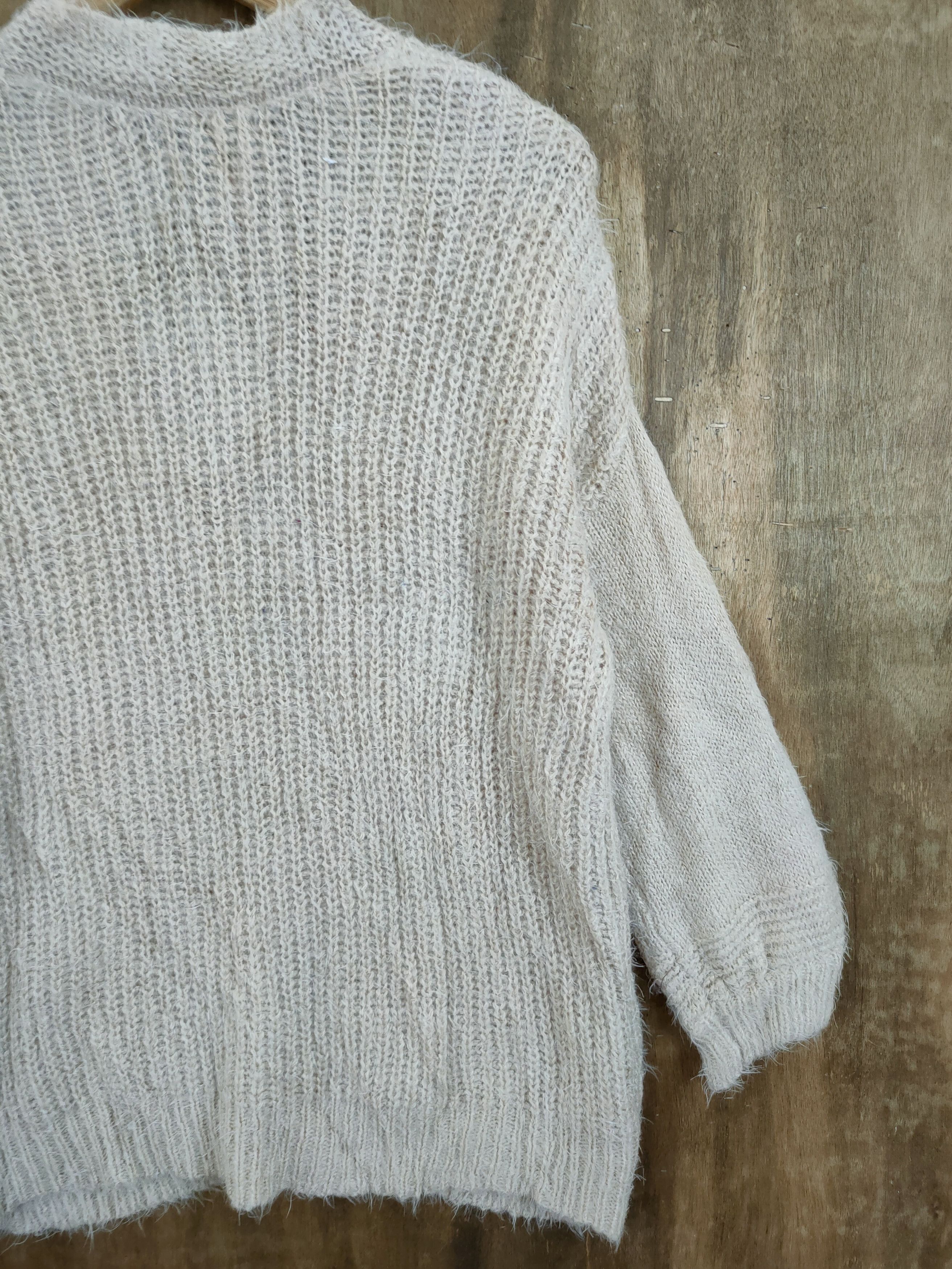 Aran Isles Knitwear D Forever 21 cardigan fur mohair aran isle knitwear #46-991 Size US S / EU 44-46 / 1 - 10 Thumbnail