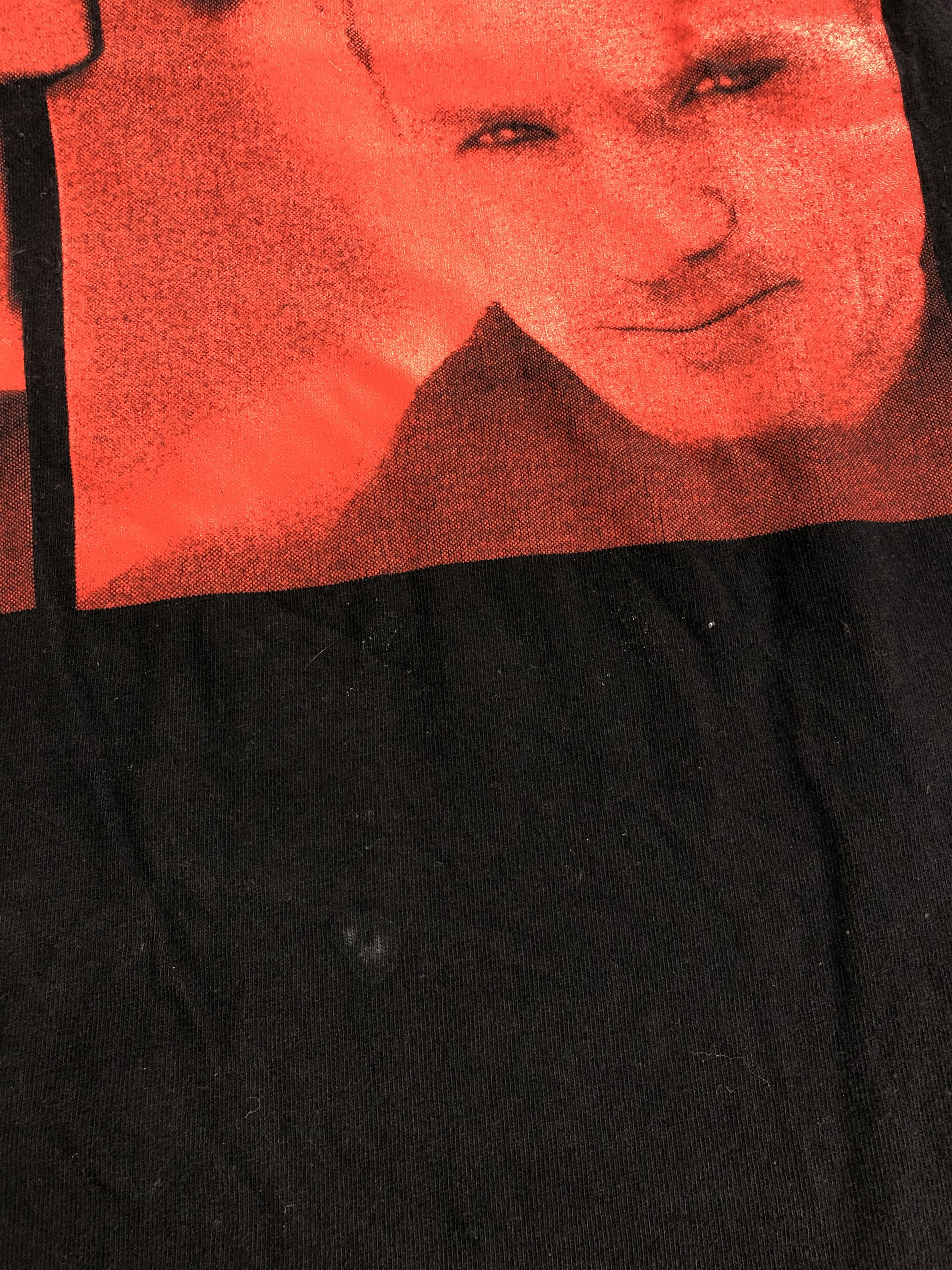 Band Tees Vintage 90s Red Hot Chili Peppers (Green Day Pearl Jam) Size US L / EU 52-54 / 3 - 7 Thumbnail