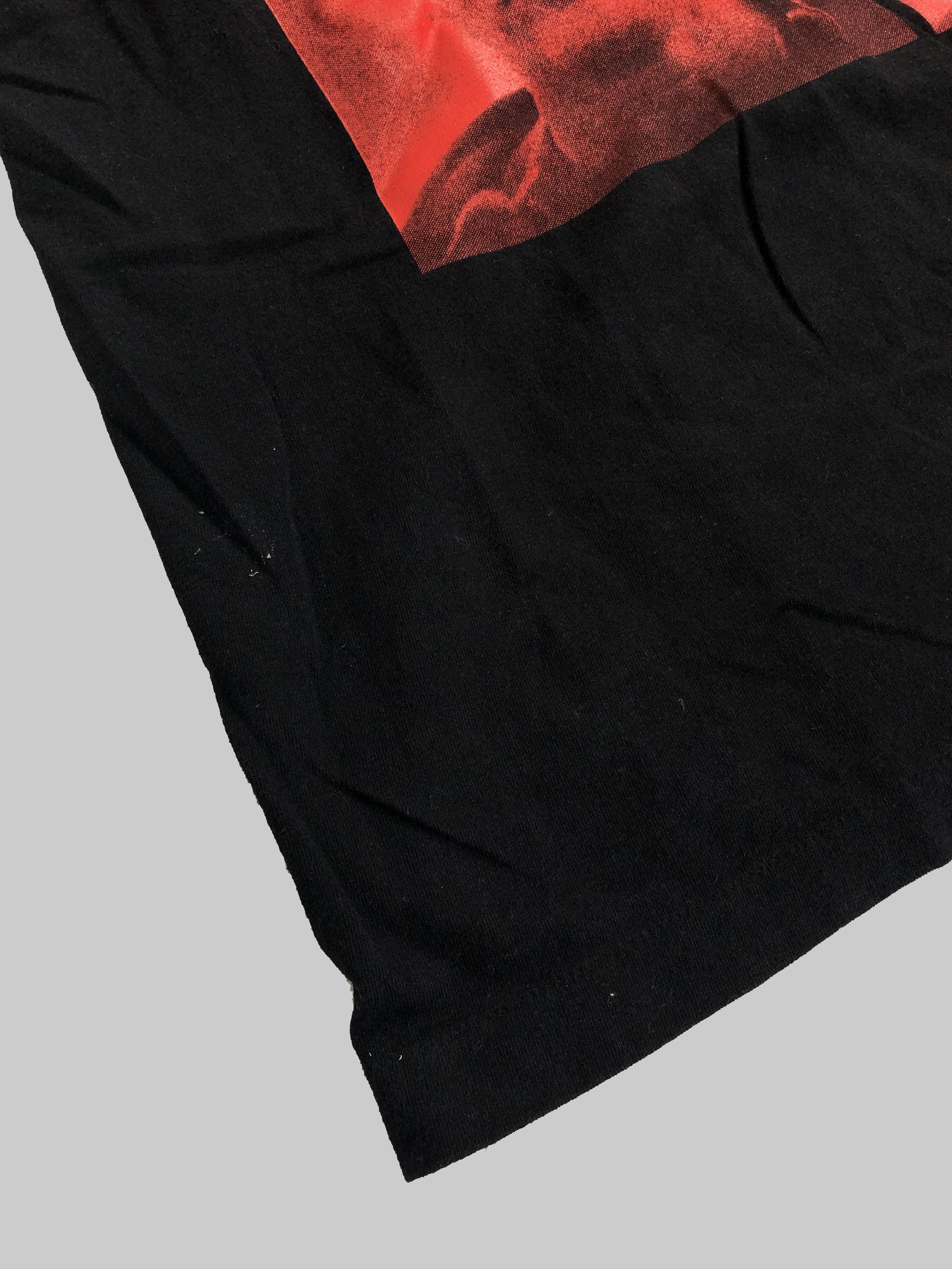 Band Tees Vintage 90s Red Hot Chili Peppers (Green Day Pearl Jam) Size US L / EU 52-54 / 3 - 8 Thumbnail