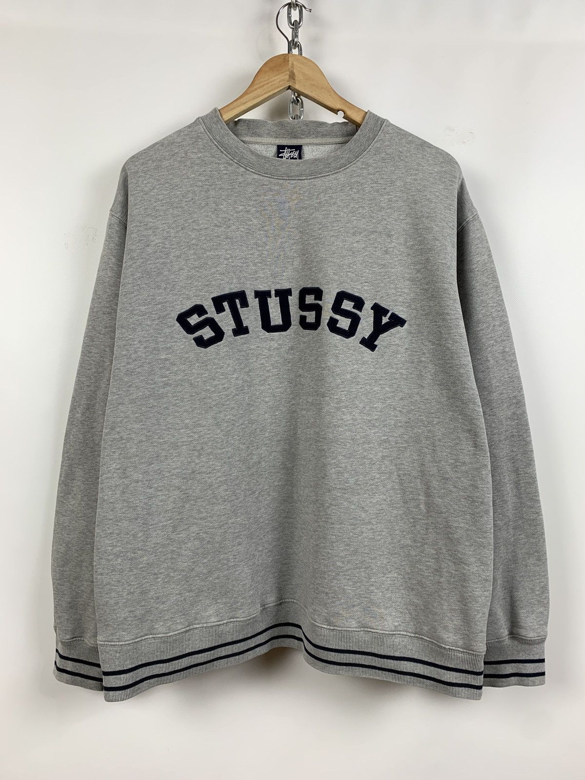 Stussy 90s Vintage Stussy Embroidered Logo Crewneck Grey Sweatshirt Size US XL / EU 56 / 4 - 4 Thumbnail