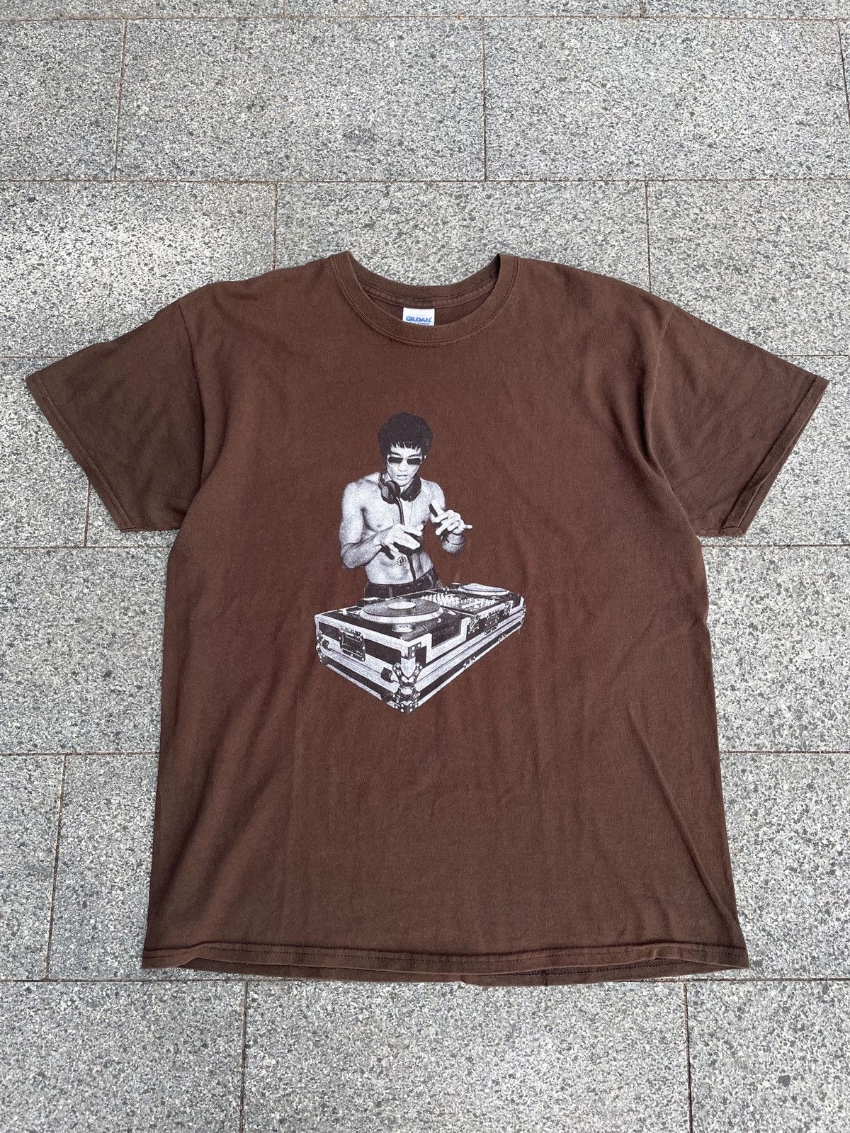 Band Tees × Rap Tees Vintage Bruce Lee Kung Fu Dj movie brown t shirt Size US L / EU 52-54 / 3 - 1 Thumbnail