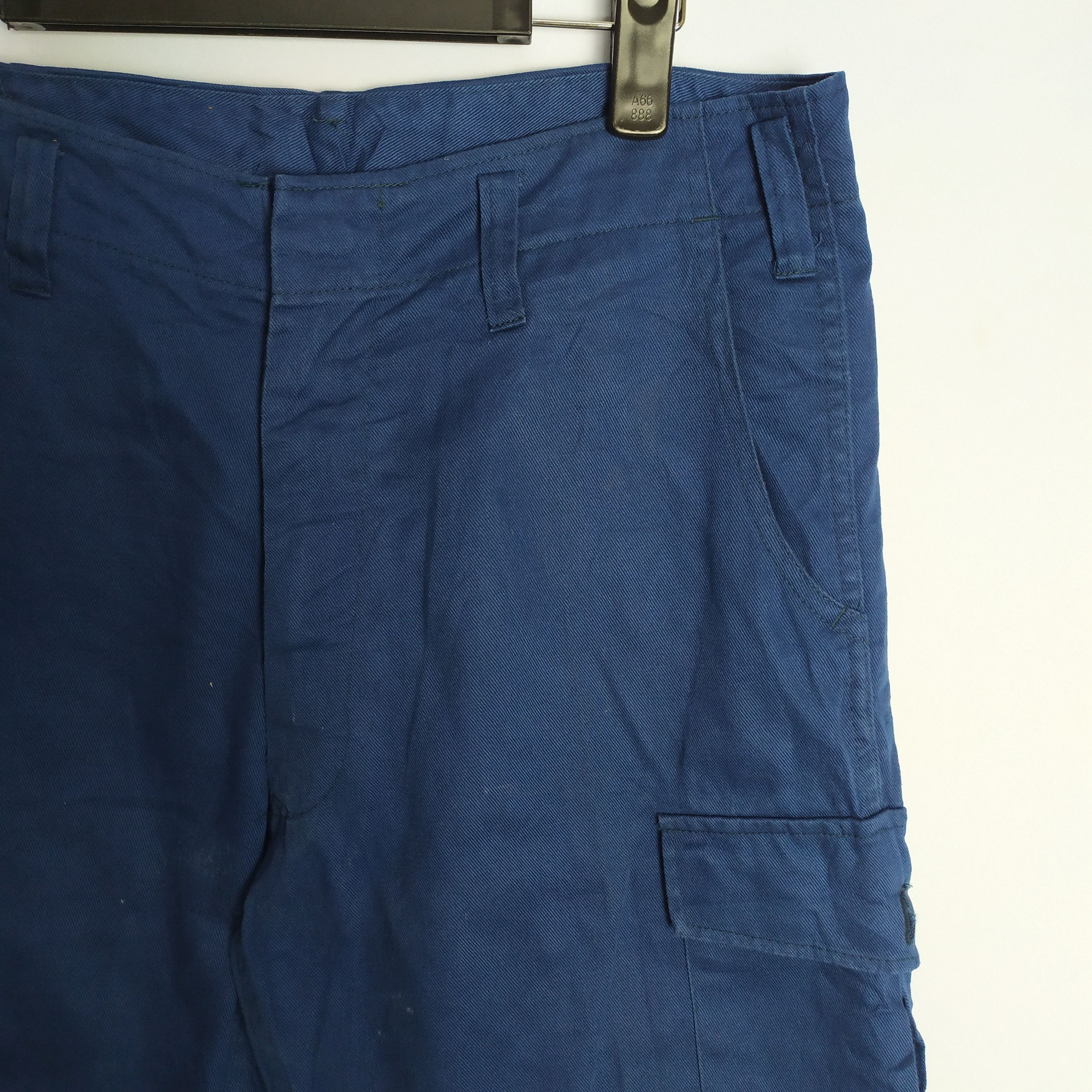 Japanese Brand JAPANESE BRAND BLUE CARGO PANTS Size US 32 / EU 48 - 2 Thumbnail