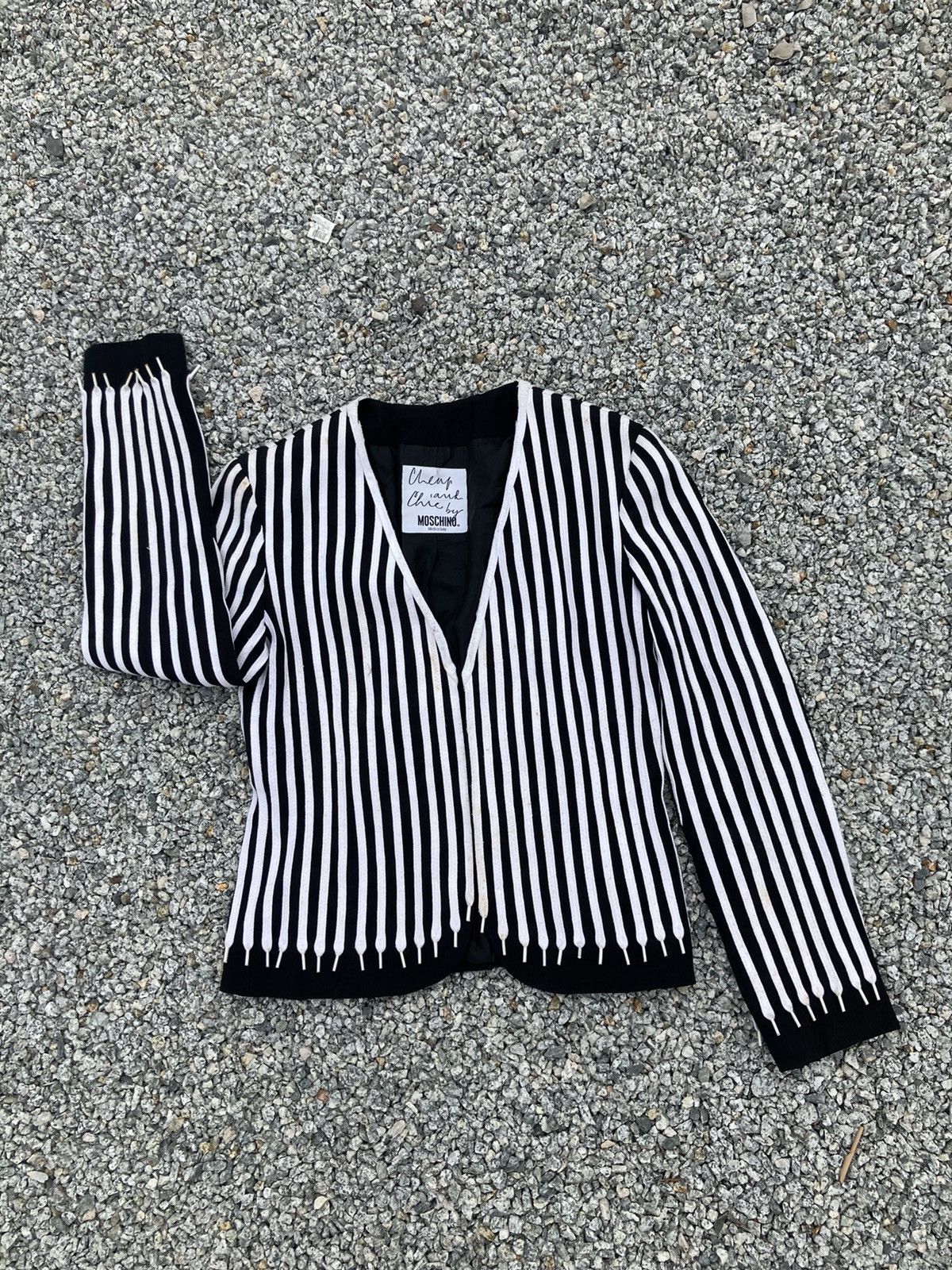 Moschino Rare Moschino Art Jacket Size M / US 6-8 / IT 42-44 - 1 Thumbnail
