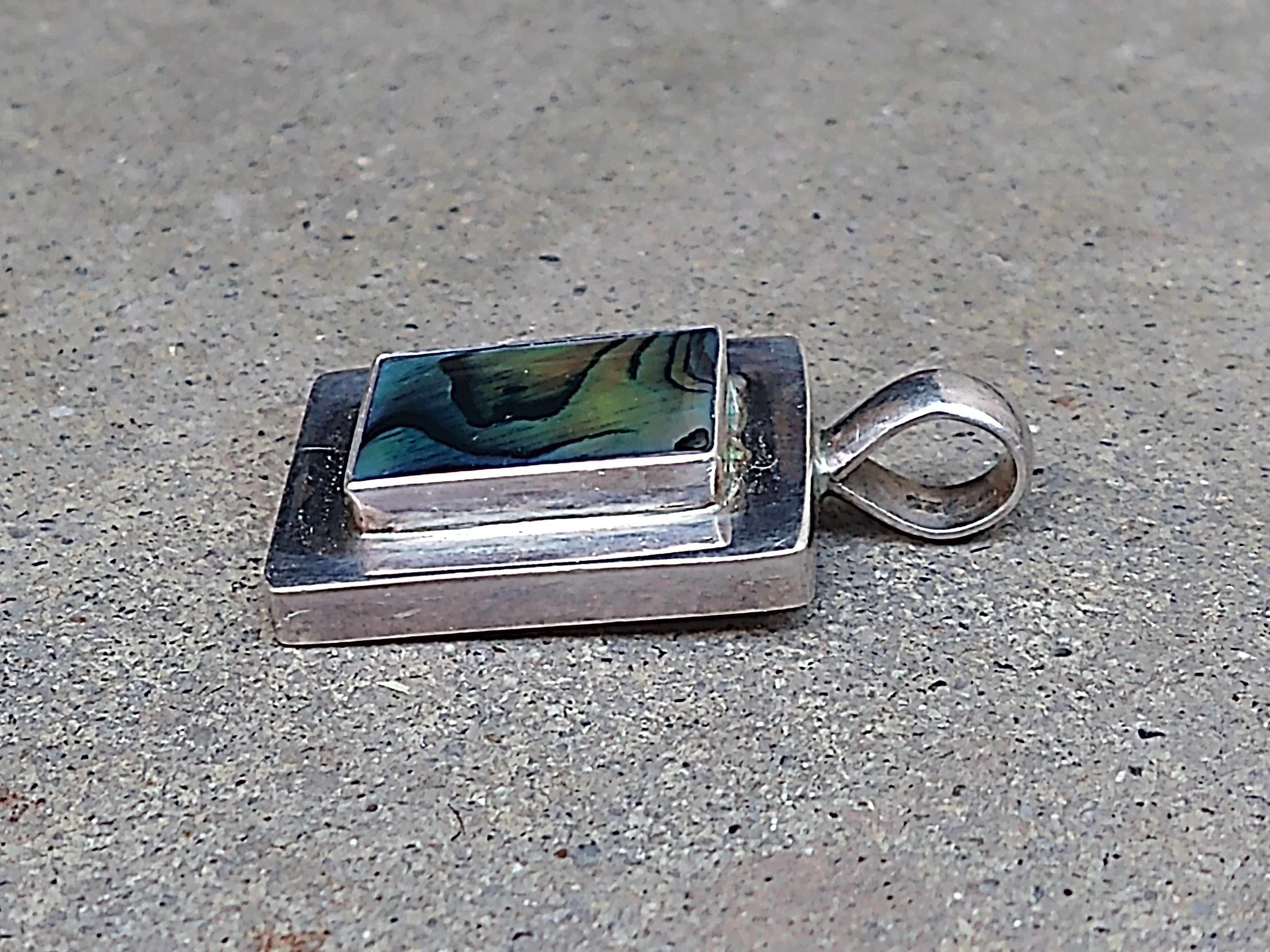 Other Vintage Sterling Silver Pendant Necklace Abalone Modern Size ONE SIZE - 4 Thumbnail
