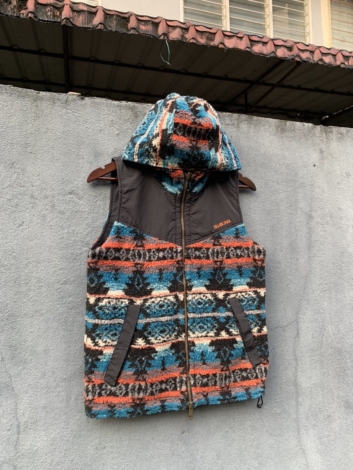 Billabong BILLABONG FLEECE BEAUTIFUL DESIGN HOODED VEST Size US S / EU 44-46 / 1 - 1 Thumbnail