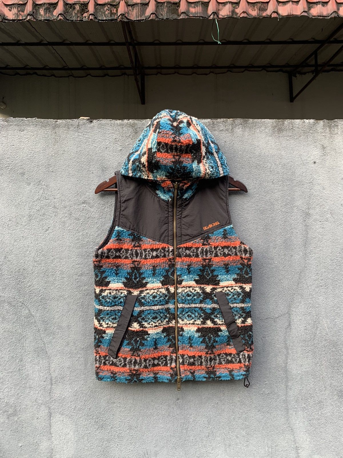 Billabong BILLABONG FLEECE BEAUTIFUL DESIGN HOODED VEST Size US S / EU 44-46 / 1 - 2 Thumbnail