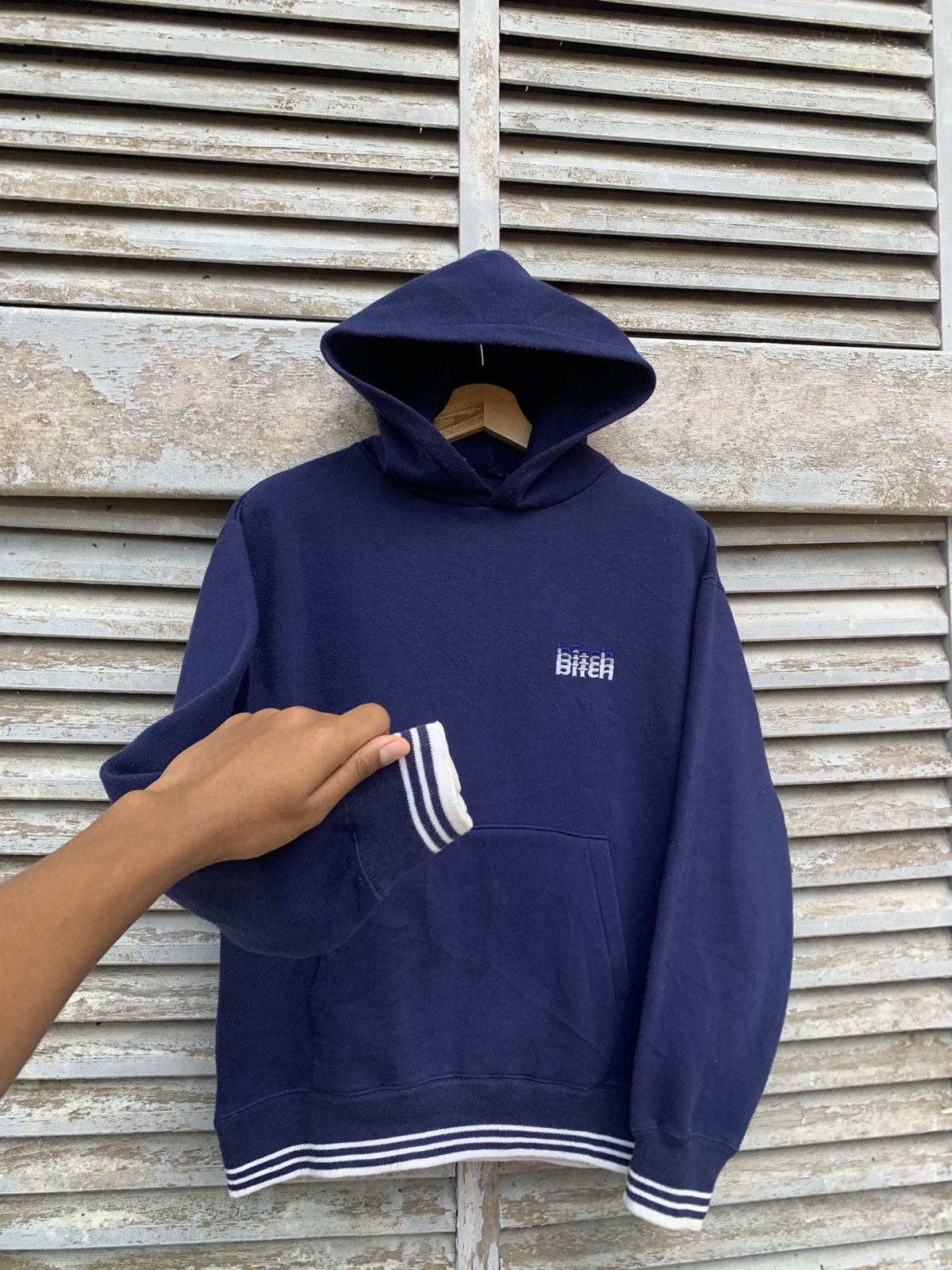 Vintage 👹Vintage 90s BITCH SKATEBOARD Monogram Logo Hoodie Size US M / EU 48-50 / 2 - 7 Thumbnail