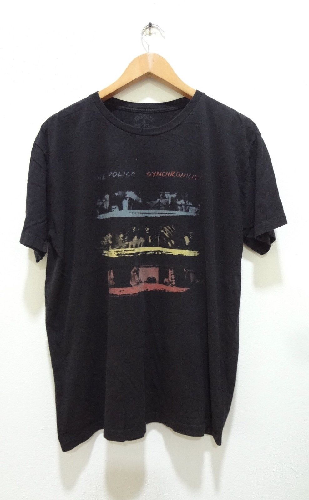 Band Tees The Police Synchronicity T shirts Size US XL / EU 56 / 4 - 1 Thumbnail