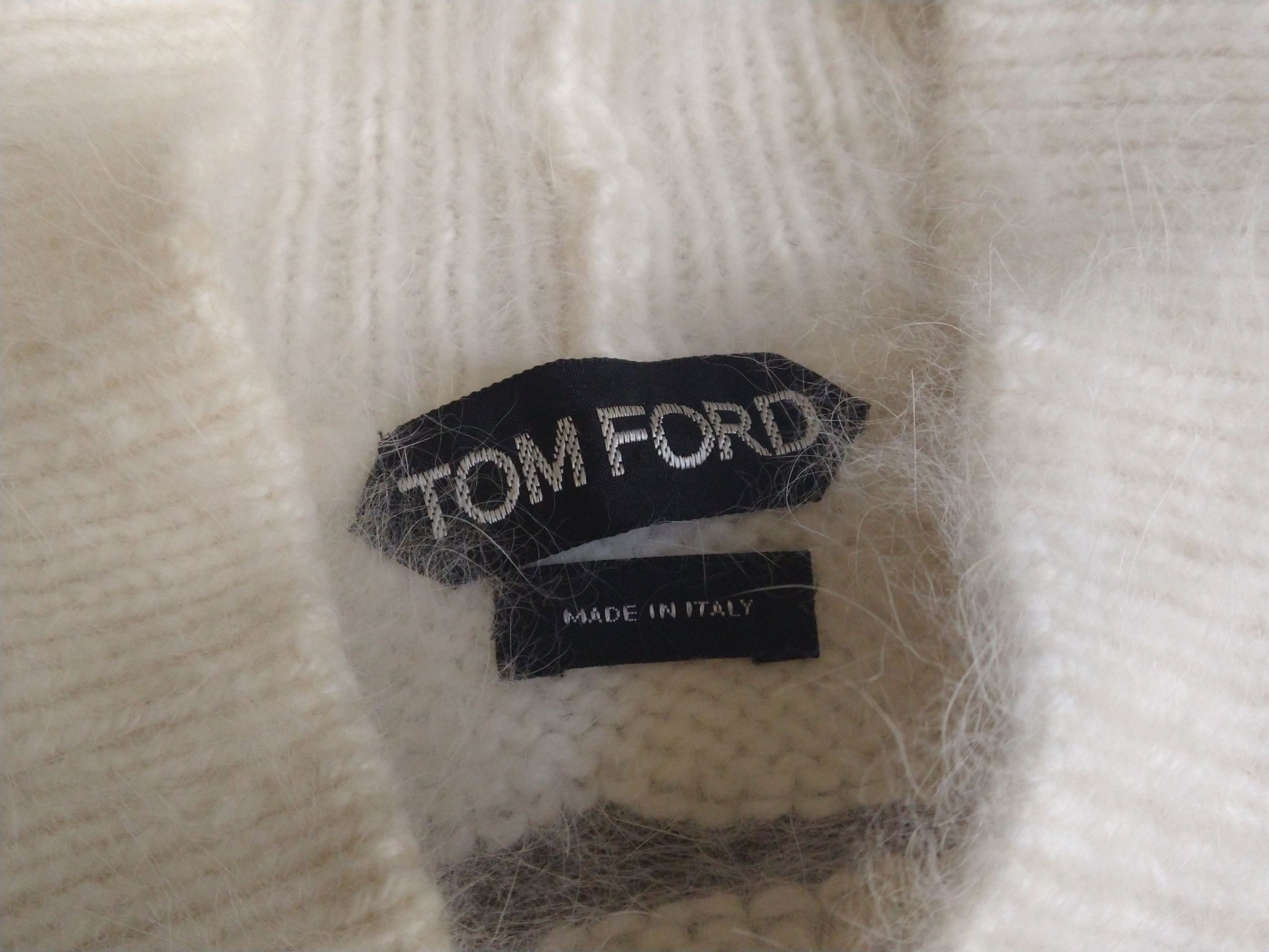 Tom Ford Women's Tom Ford Sweater Angora Deep V Neck White Rabbit Size S / US 4 / IT 40 - 3 Thumbnail