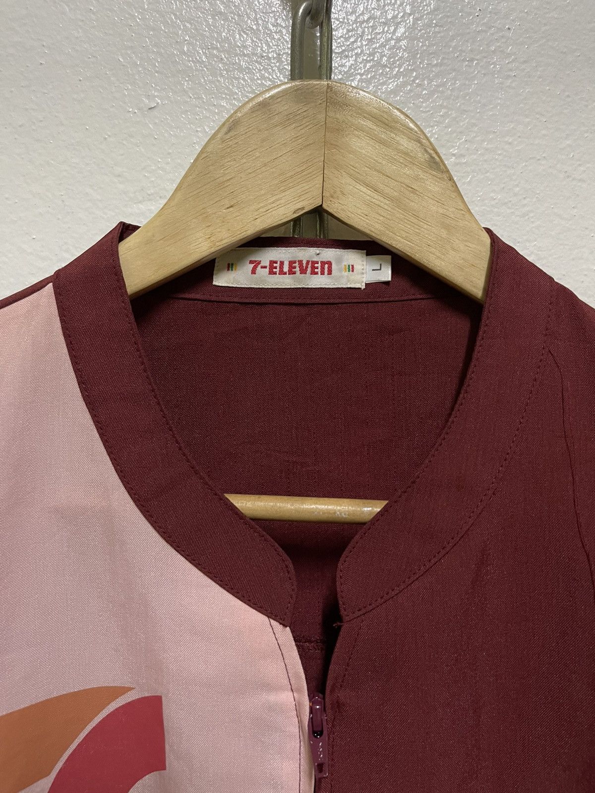 Market Vintage 7 Eleven Uniform Japan Size US L / EU 52-54 / 3 - 4 Thumbnail