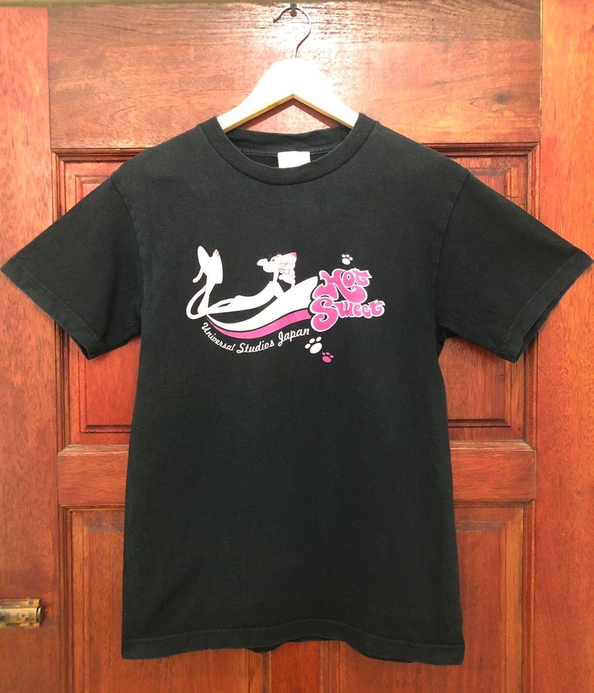 Japanese Brand Vintage Pink Panther Hot Sweet Japan Made TShirt Size US S / EU 44-46 / 1 - 1 Preview