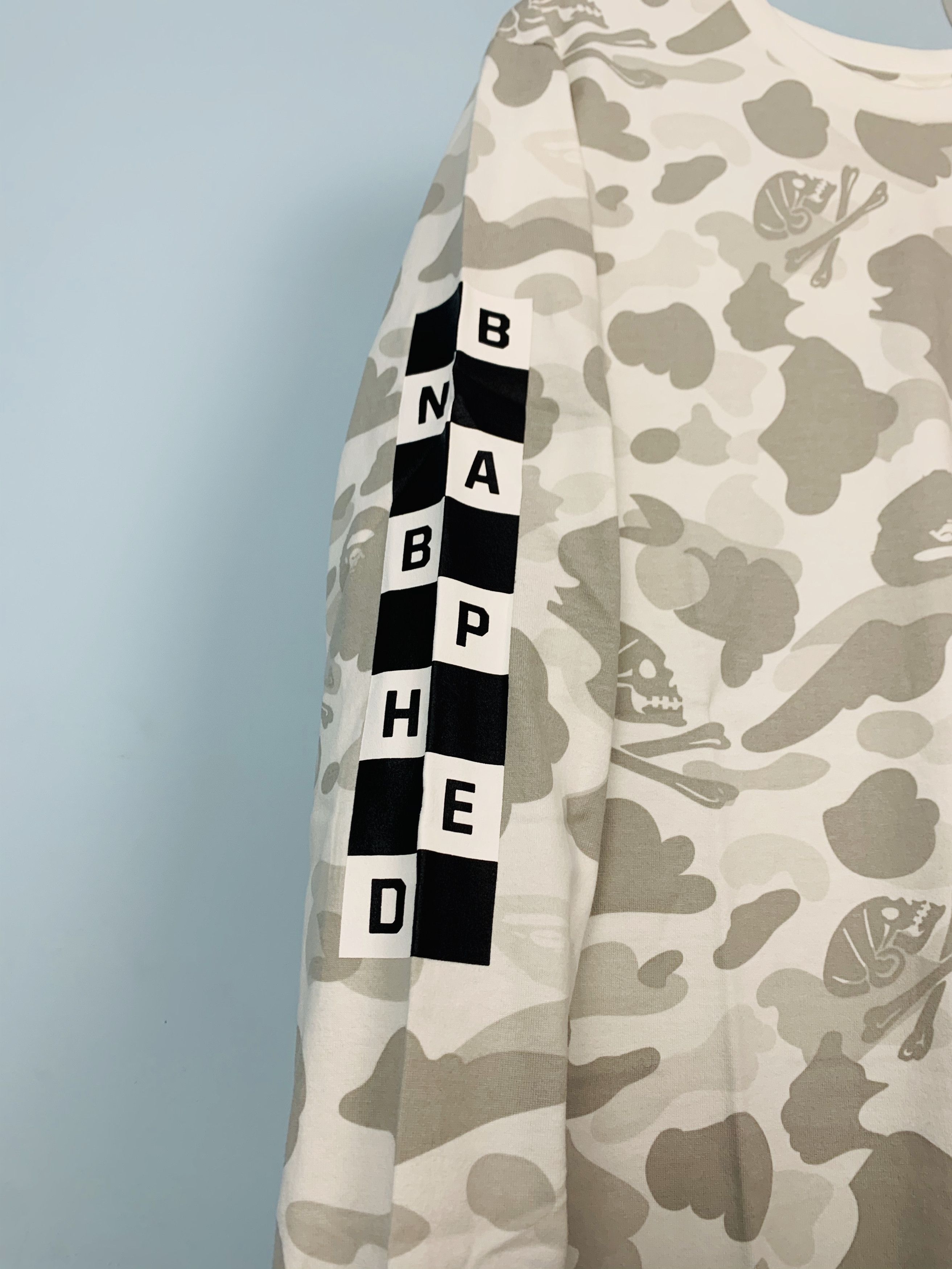 Bape × Neighborhood Bape x Neighborhood Camo Long Sleeve Tee Size US M / EU 48-50 / 2 - 4 Thumbnail