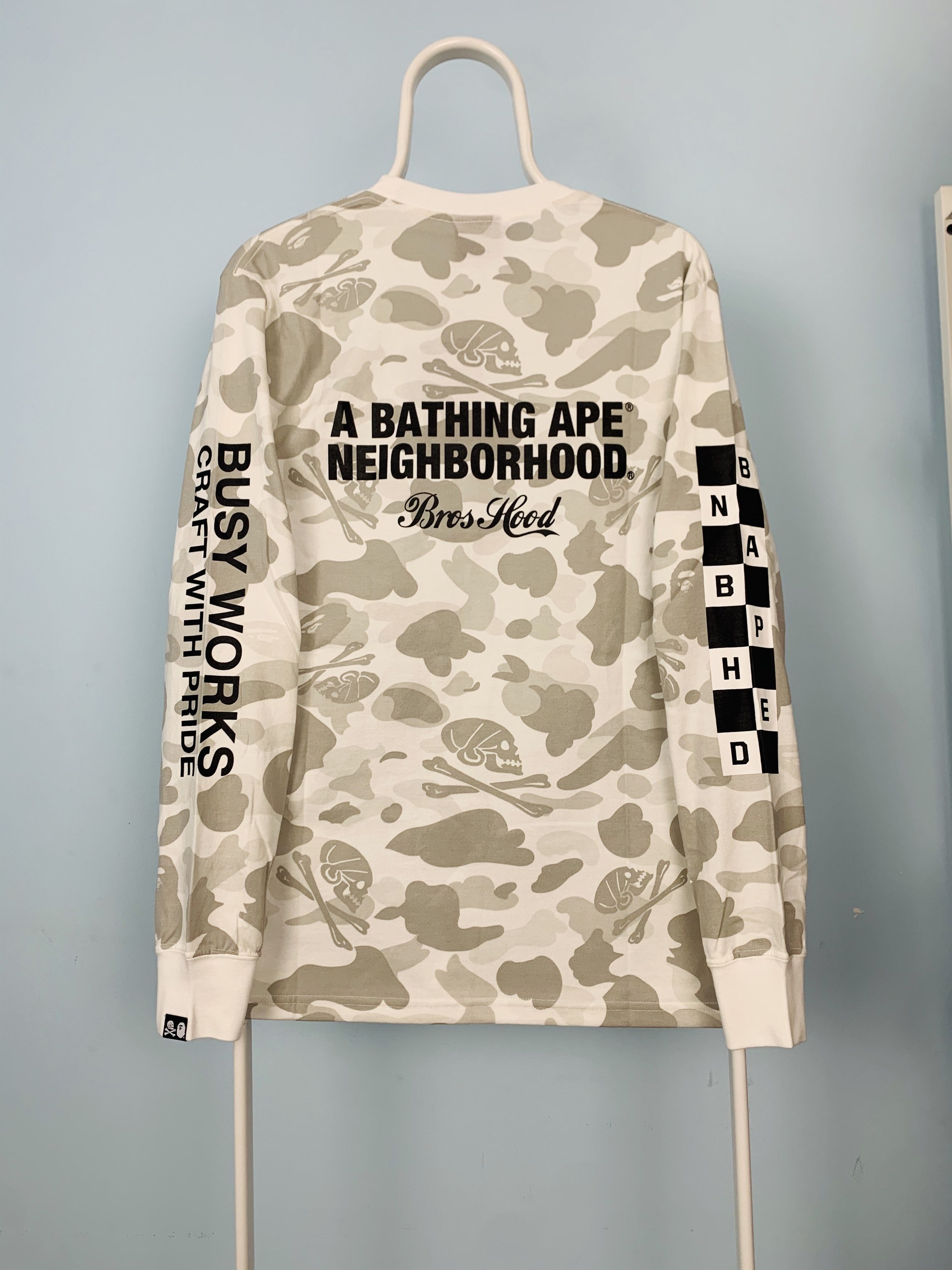 Bape × Neighborhood Bape x Neighborhood Camo Long Sleeve Tee Size US M / EU 48-50 / 2 - 6 Thumbnail