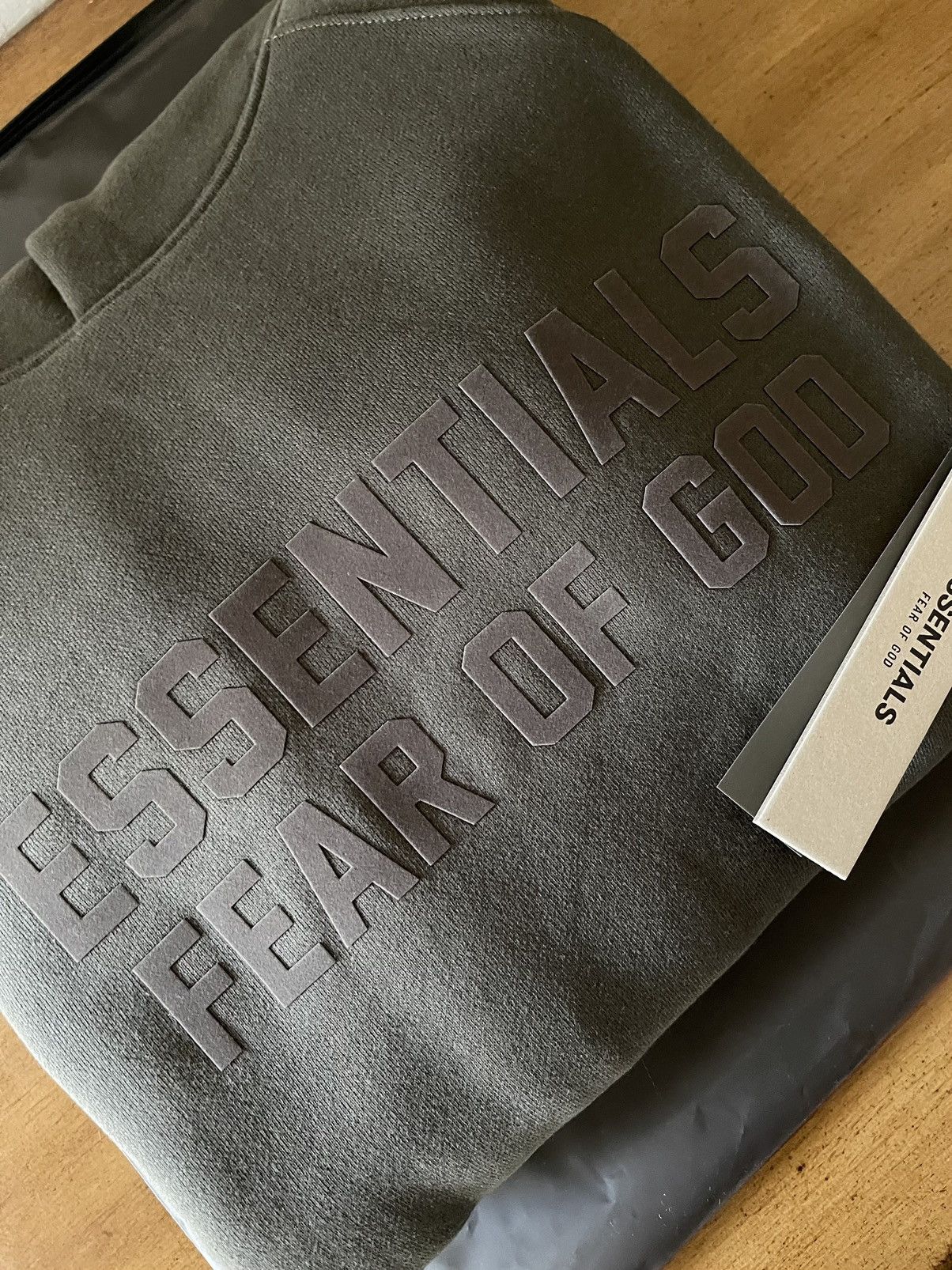 Essentials × FOG × Fear of God FOG - Essentials Fear Of God Off Black FW22 Hoodie Size (S) Size US S / EU 44-46 / 1 - 2 Thumbnail