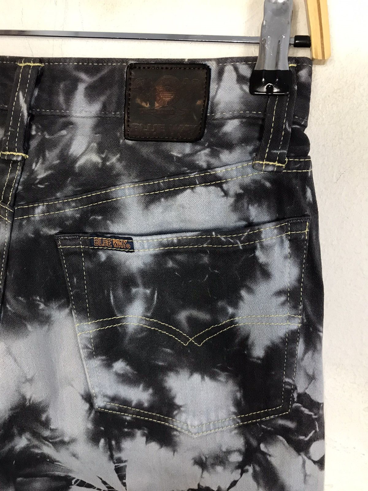 Japanese Brand × Vintage Vintage Blue Way Design Tie Dye Zipper Style Size US 27 - 11 Thumbnail