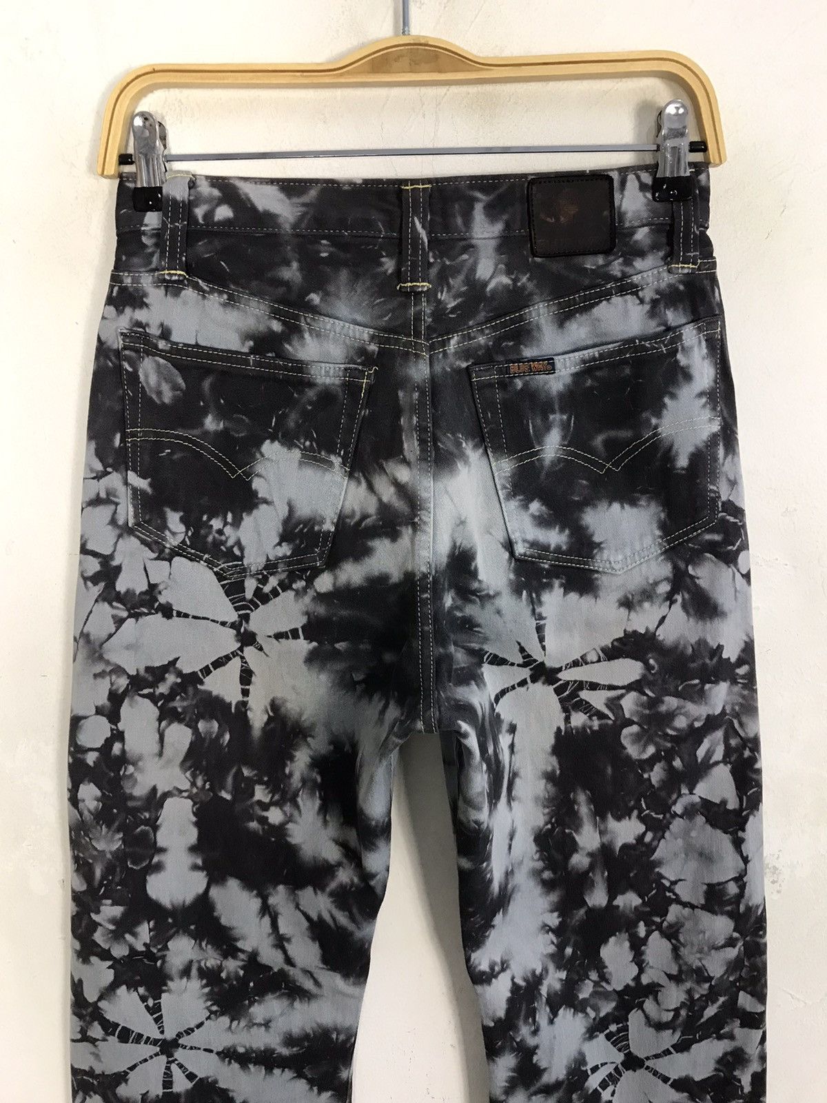 Japanese Brand × Vintage Vintage Blue Way Design Tie Dye Zipper Style Size US 27 - 10 Thumbnail