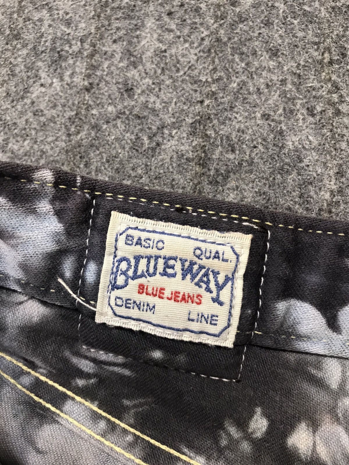 Japanese Brand × Vintage Vintage Blue Way Design Tie Dye Zipper Style Size US 27 - 15 Thumbnail