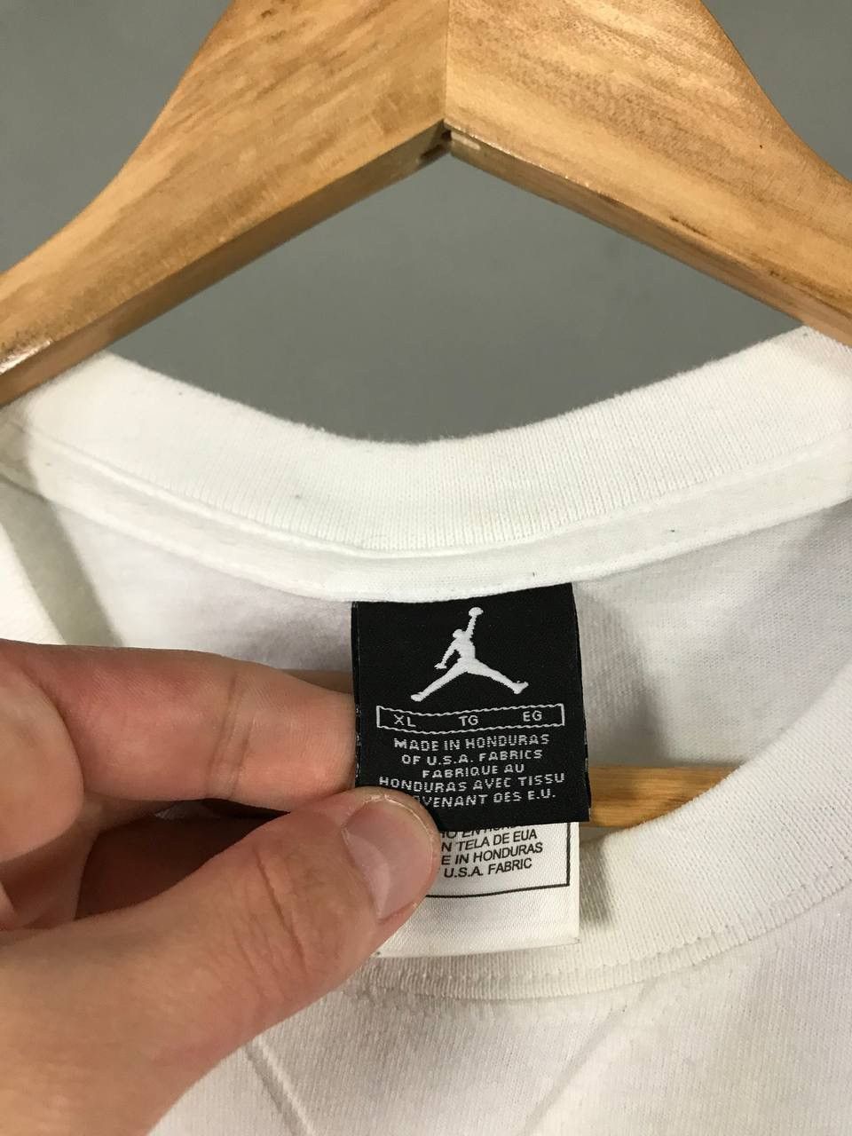 Jordan Brand × Vintage Air Jordan brand streetwear vintage overprinted tee Size US XL / EU 56 / 4 - 7 Thumbnail