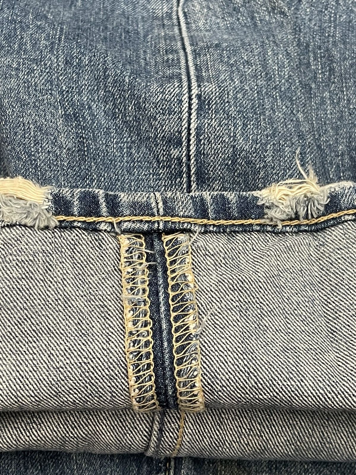 Levi's Vintage LEVIS 503 Distressed Jeans Size US 31 - 15 Thumbnail