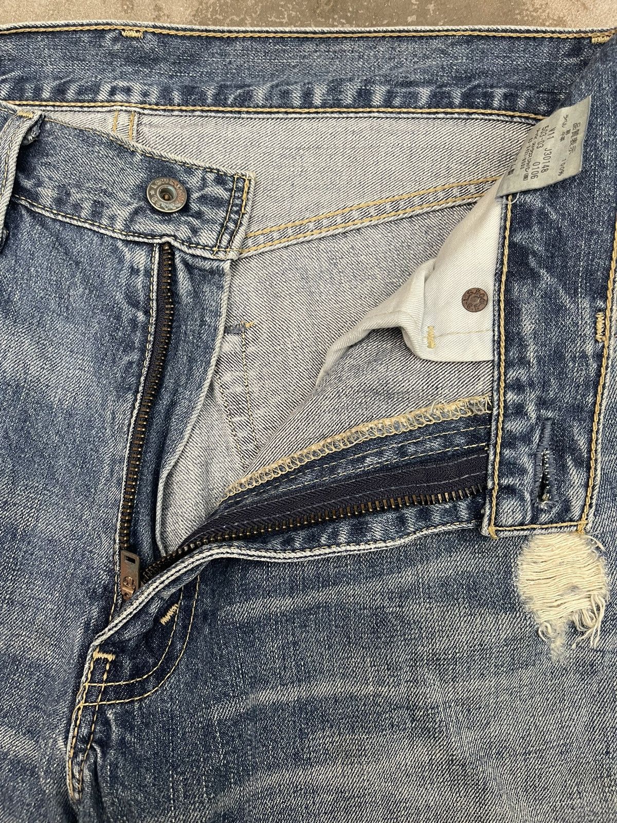 Levi's Vintage LEVIS 503 Distressed Jeans Size US 31 - 5 Thumbnail