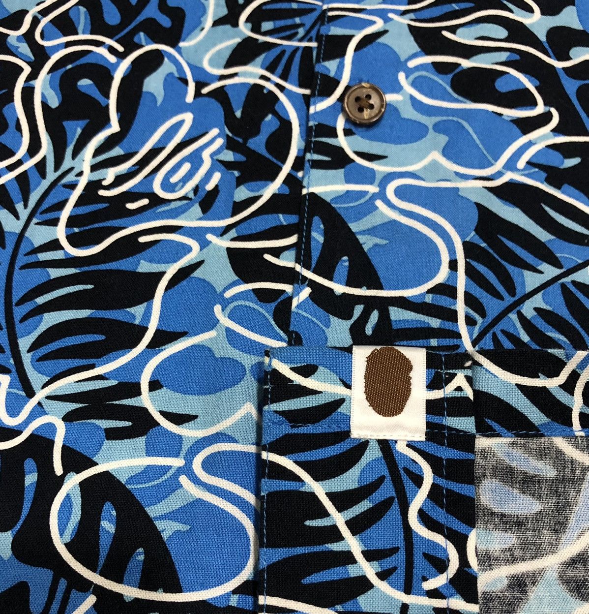 Bape Tropical Camo Button Up S/S Shirt (2016) Size US M / EU 48-50 / 2 - 15 Thumbnail