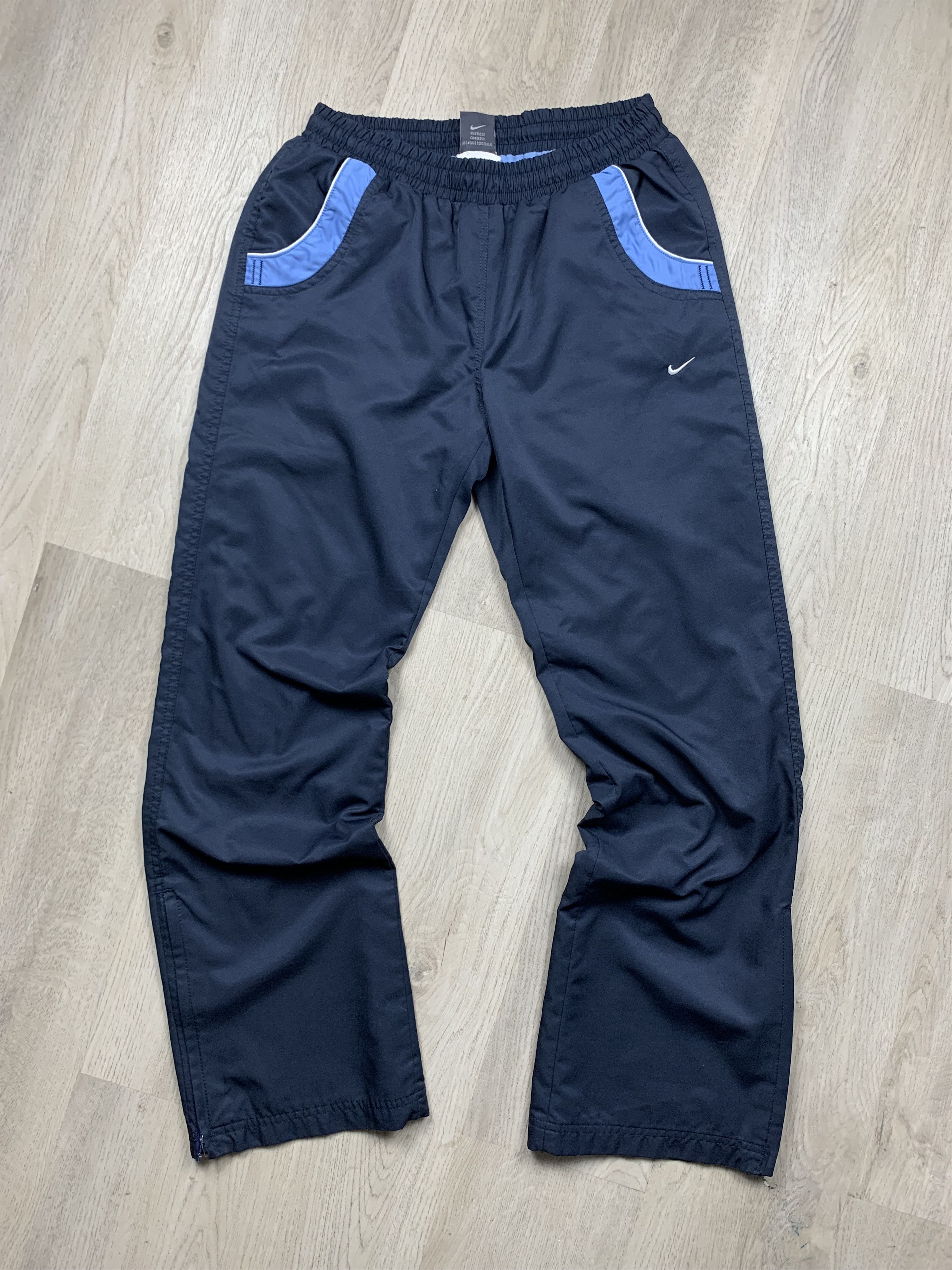 Nike × Vintage Nike Vintage Mens Nylon Pants Drill style Size US 30 / EU 46 - 1 Thumbnail