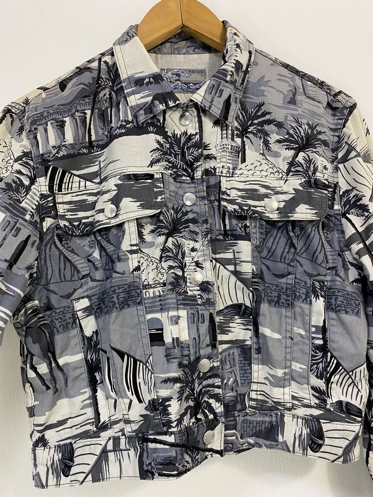 Kenzo Kenzo Cropped Jacket Sphinx Egypt Iconic FullPrint Design Size US M / EU 48-50 / 2 - 4 Thumbnail