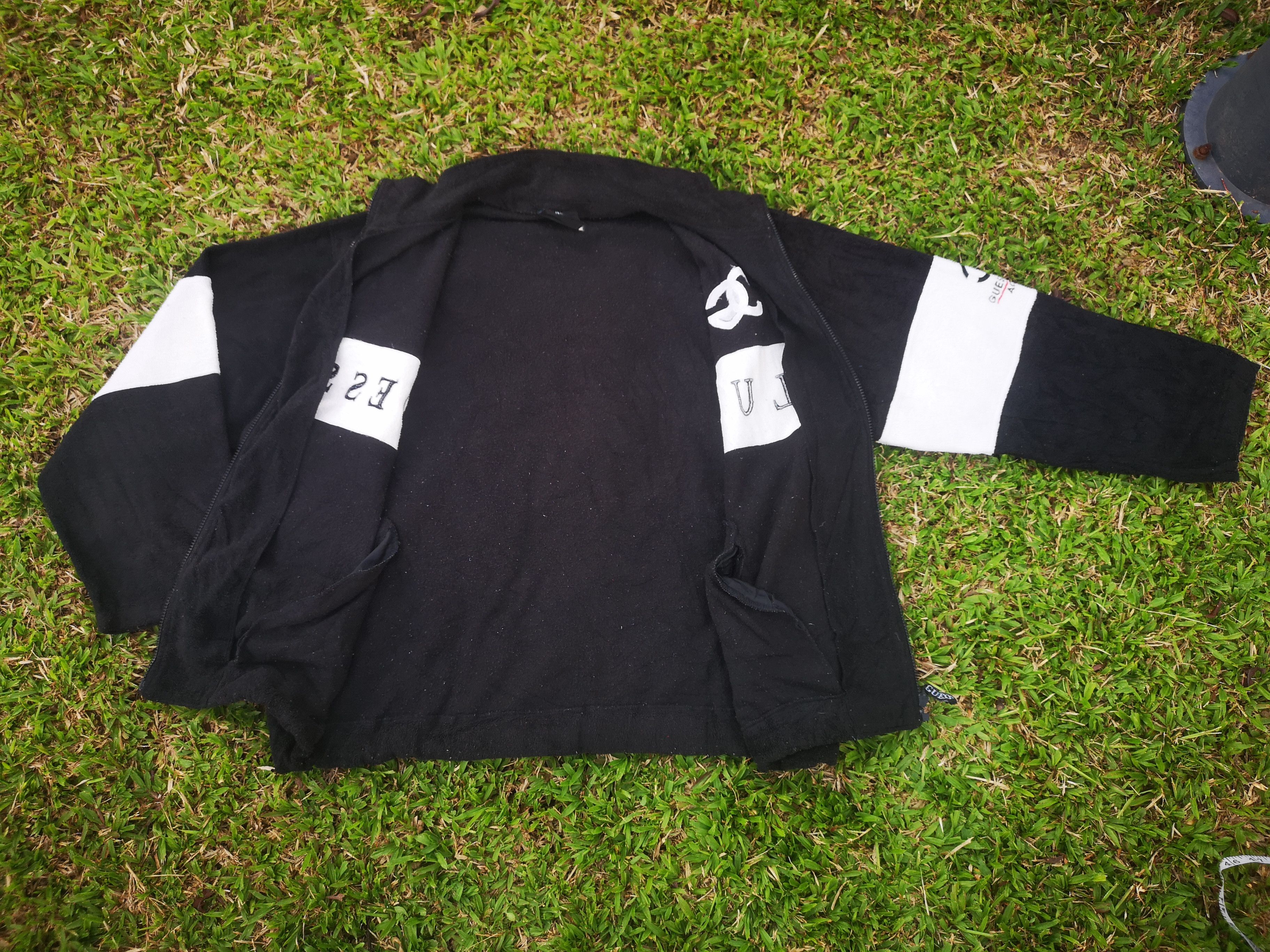 Japanese Brand × Vintage Vintage Guess Club fleece jacket Size US L / EU 52-54 / 3 - 7 Thumbnail