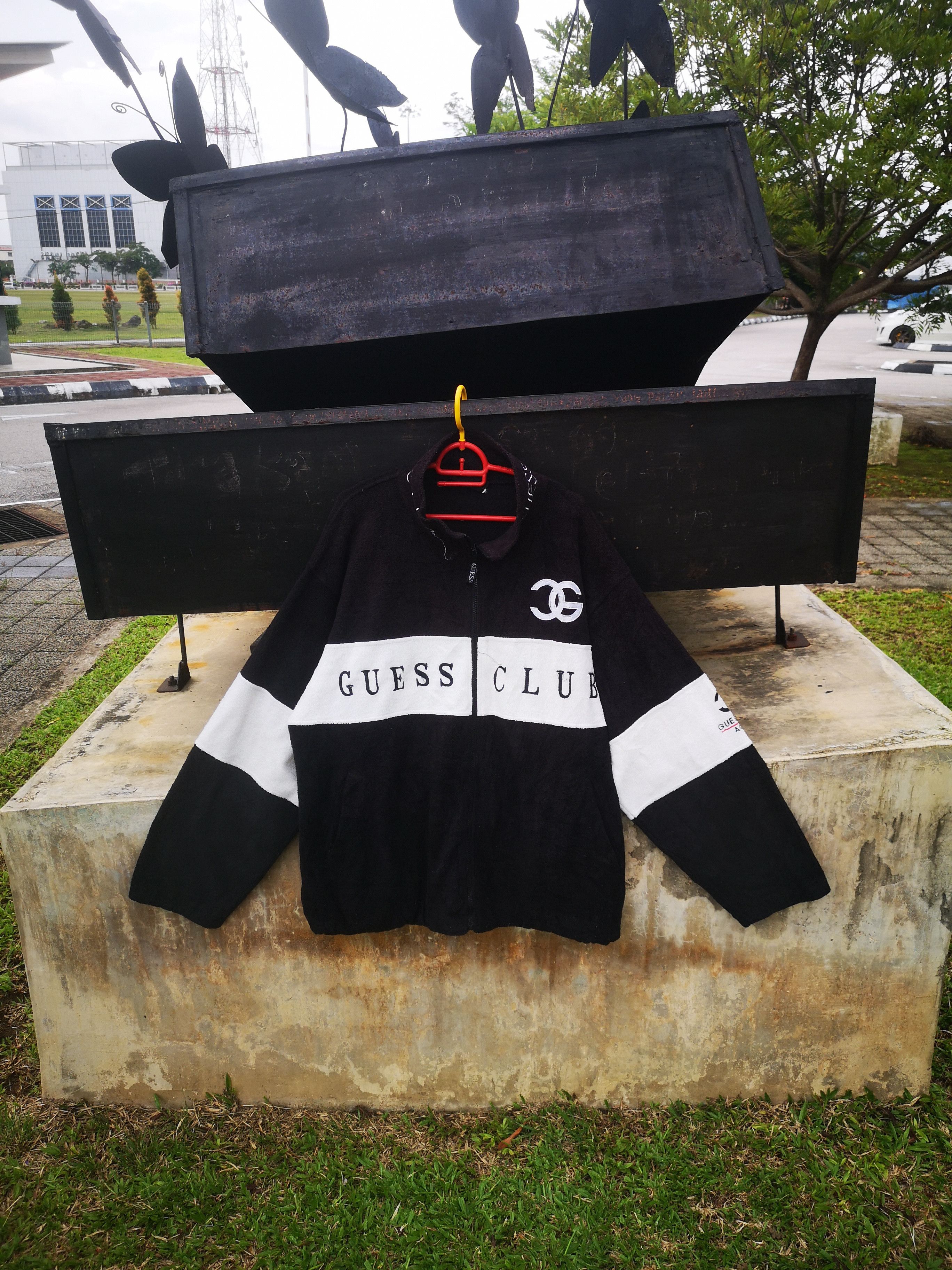 Japanese Brand × Vintage Vintage Guess Club fleece jacket Size US L / EU 52-54 / 3 - 1 Thumbnail